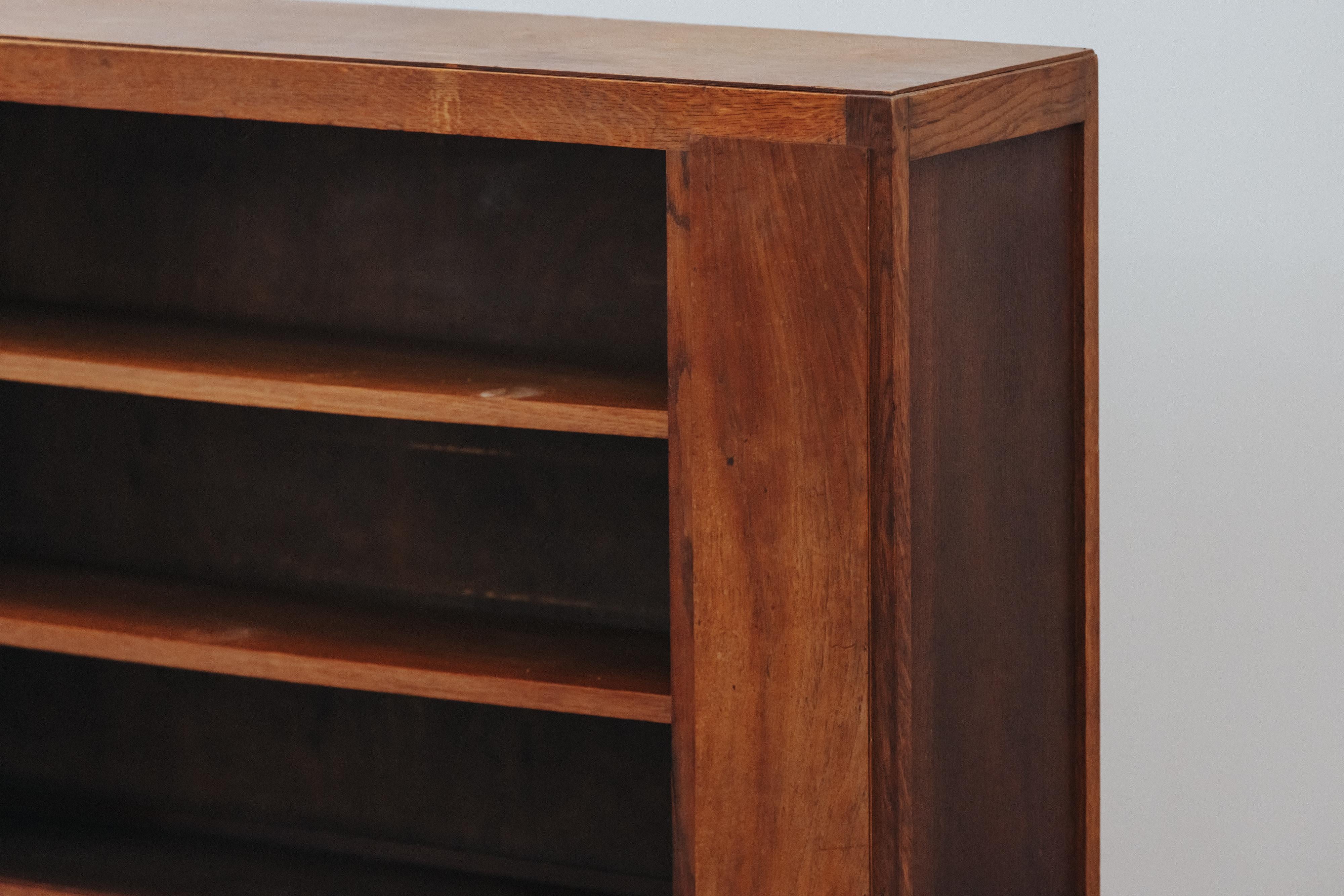 Milieu du XXe siècle Vintage Amsterdam School Cabinet From The Netherlands, Circa 1940 en vente