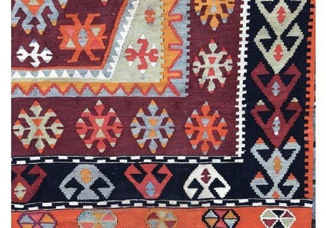 Vintage Anatolian Kilim 2.44m X 1.54m im Zustand „Gut“ im Angebot in St. Albans, GB