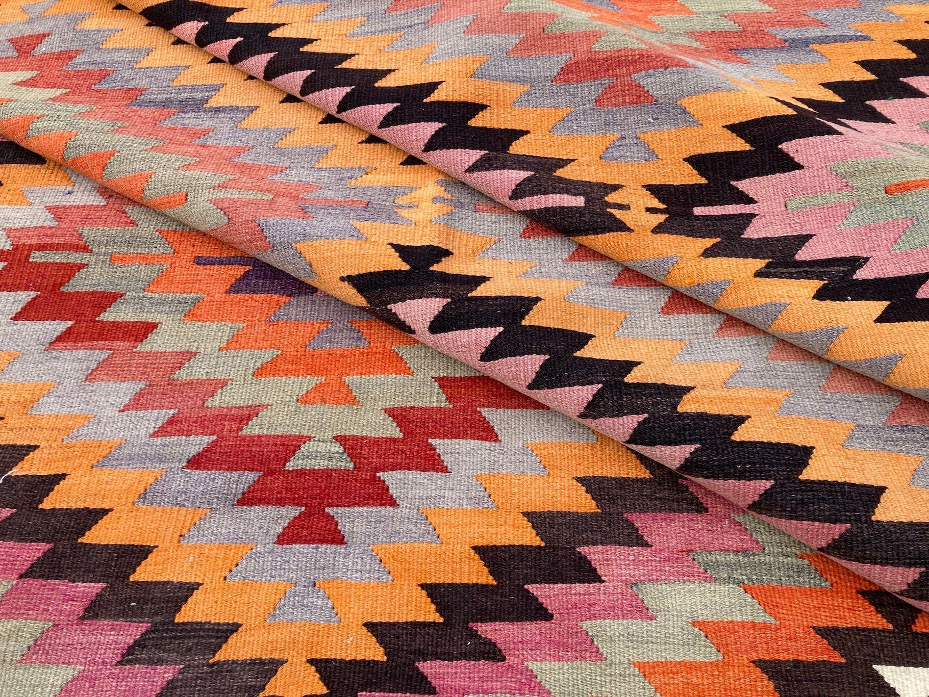 Vintage Anatolischer Kelim 2,75m x 1,97m im Angebot 9