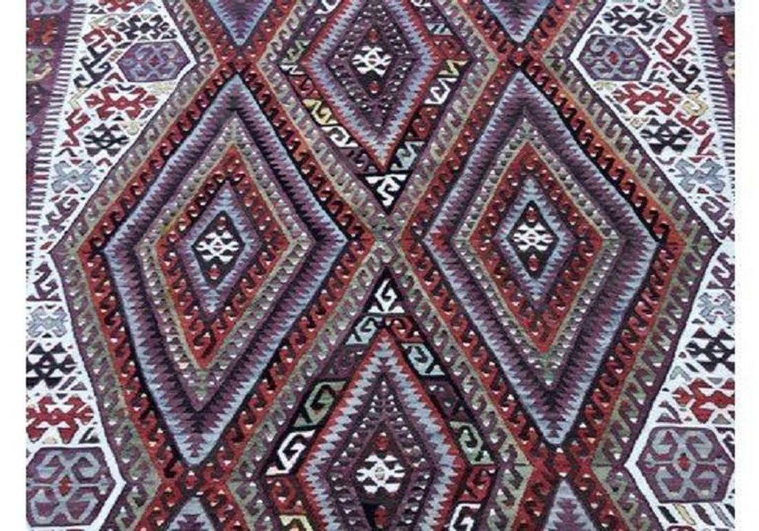 Vintage Anatolian Kilim 2.97m x 1.57m In Good Condition For Sale In St. Albans, GB