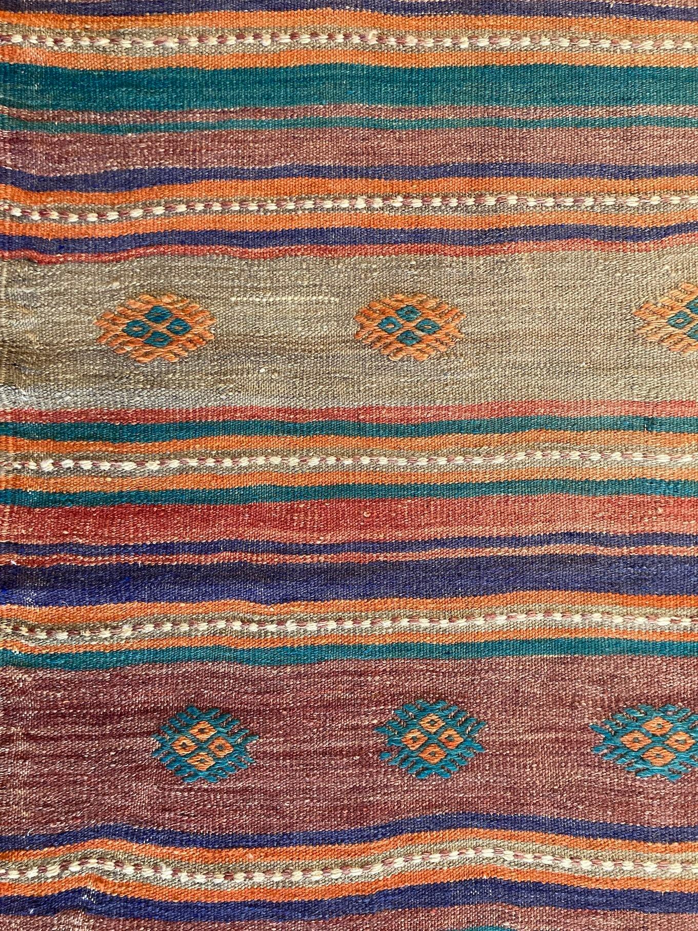 Vintage Anatolian Kilim 3.38m x 1.98m In Good Condition For Sale In St. Albans, GB