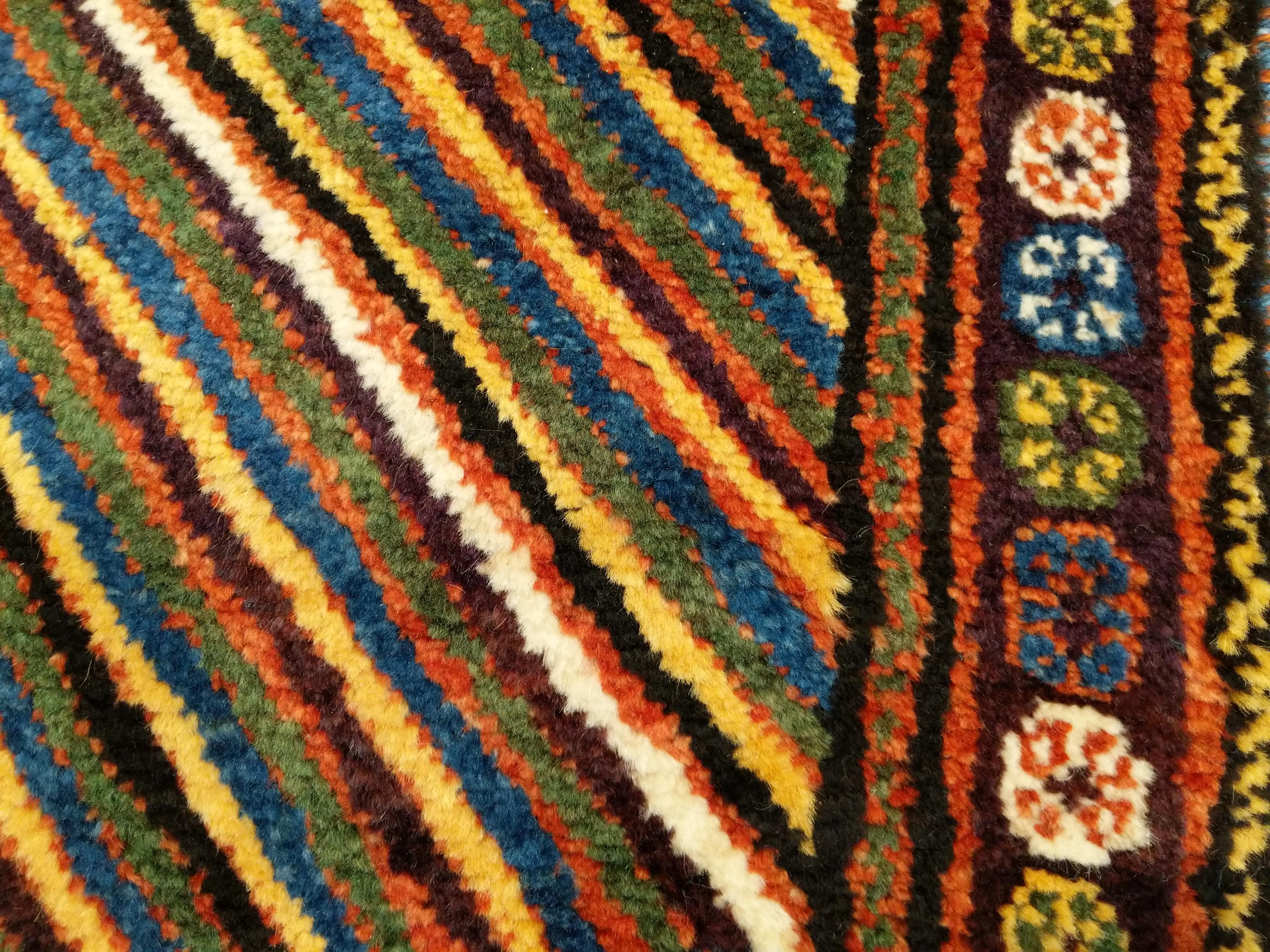 Vintage Anatolian Kurdish Rug with Rainbow Pattern In Excellent Condition For Sale In Milan, IT
