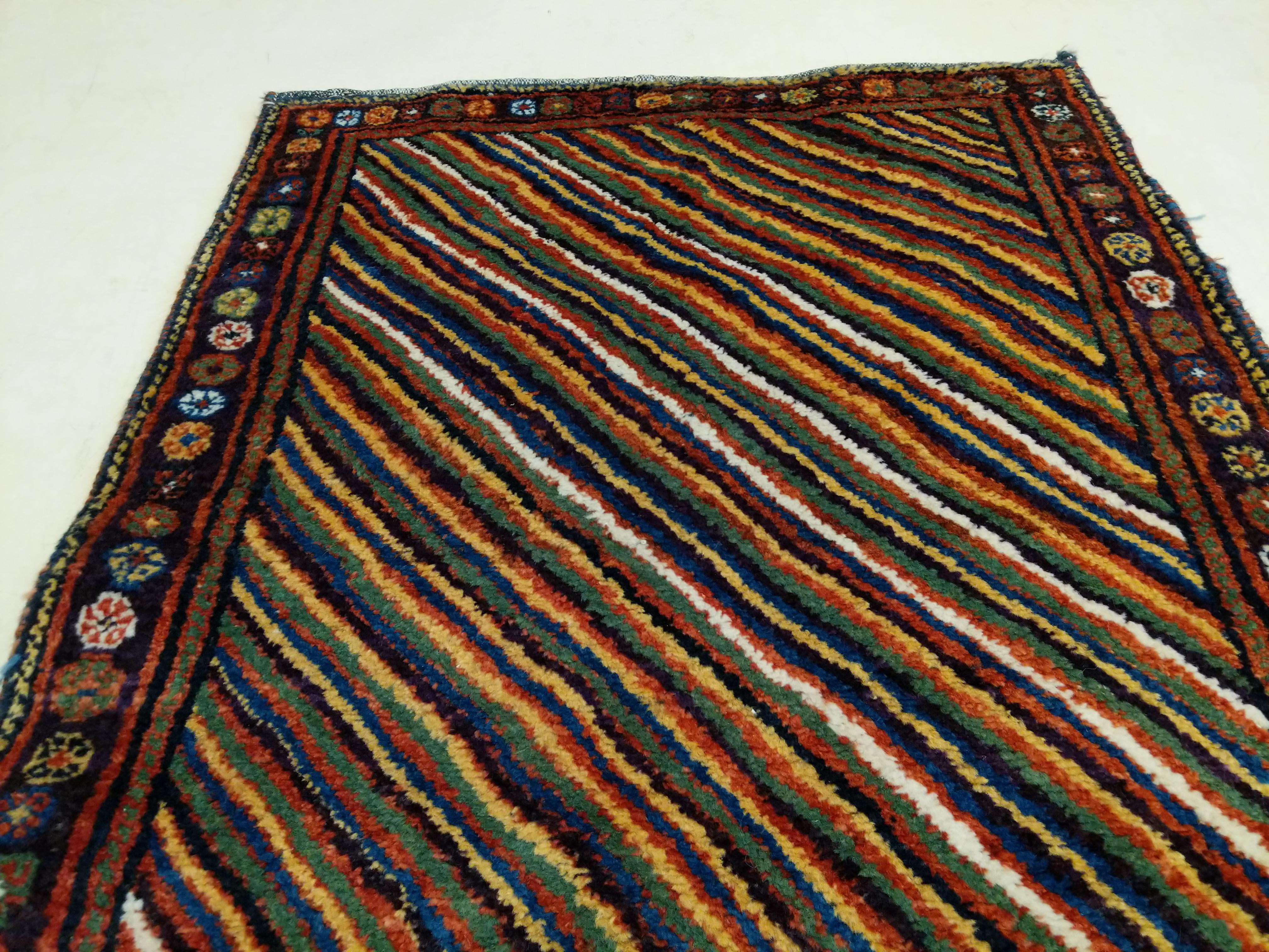 Anatolischer kurdischer Teppich mit Regenbogenmuster aus Anatolien im Angebot 1