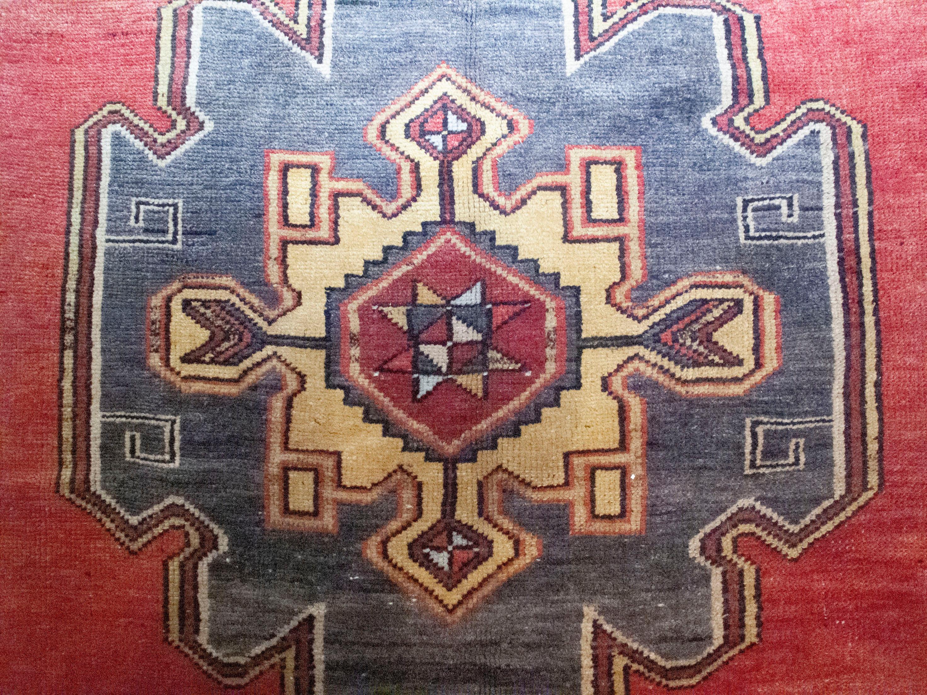 Vintage Anatolisch-Oushak Galerie Größe Teppich Läufer 5'3 x 12'7 (Wolle) im Angebot