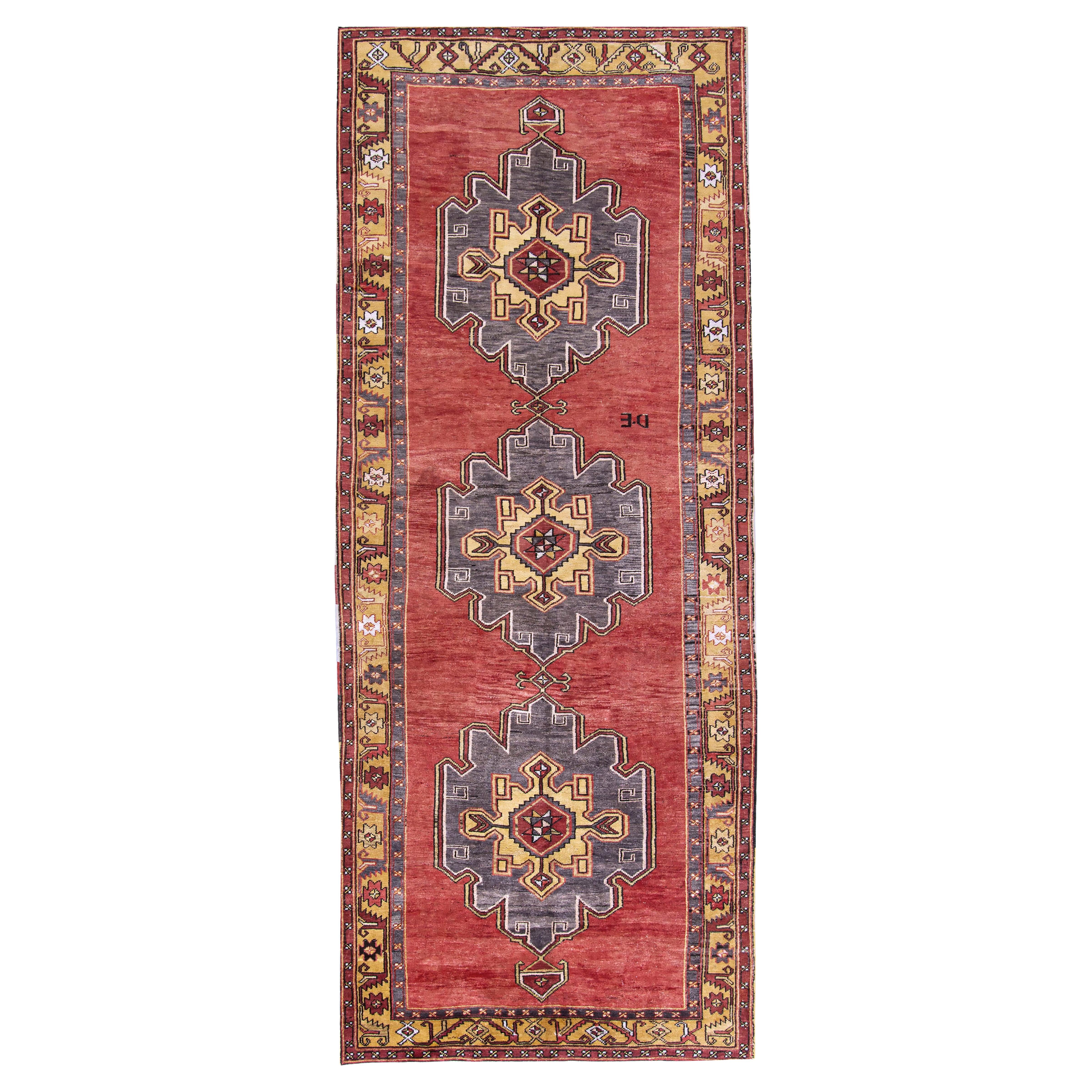 Vintage Anatolisch-Oushak Galerie Größe Teppich Läufer 5
3 x 12
7 im Angebot