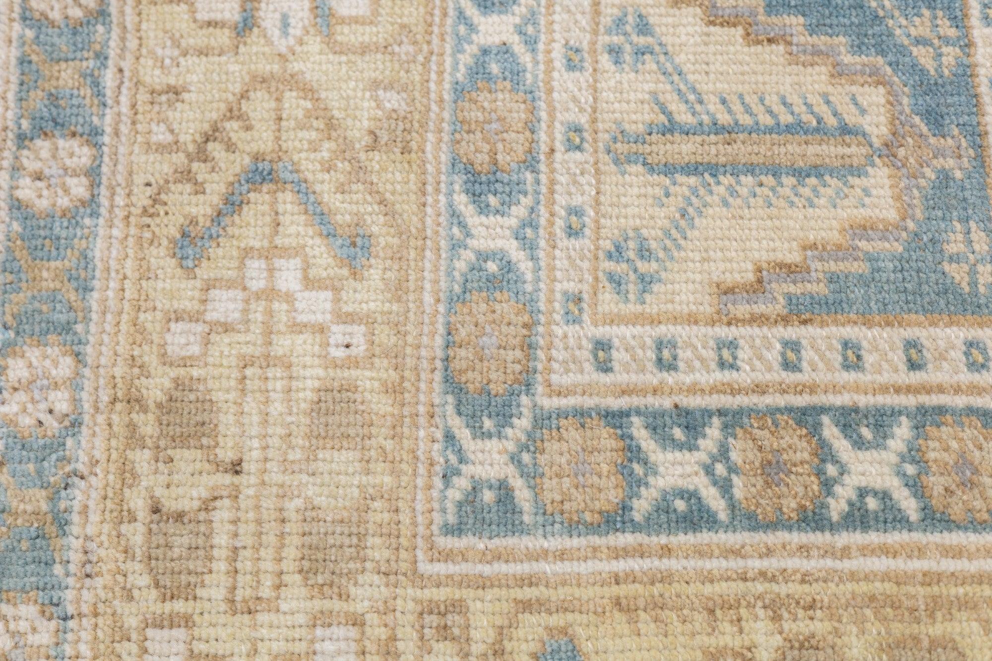 Vintage Anatolian Rug 5'11'' x 11'6'' For Sale 4