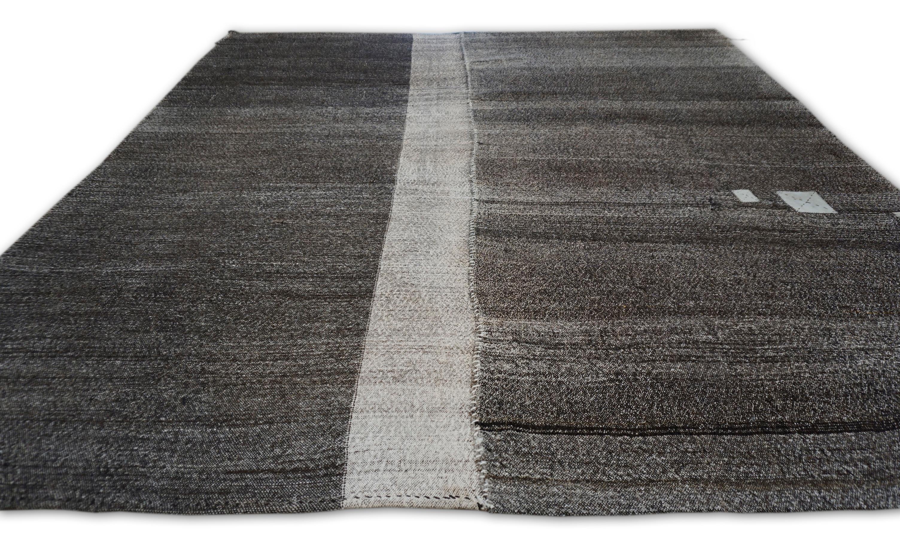 Vintage Anatolische Zelt Ziege Haar Kelim  8′11″ × 9′6″ im Angebot 3