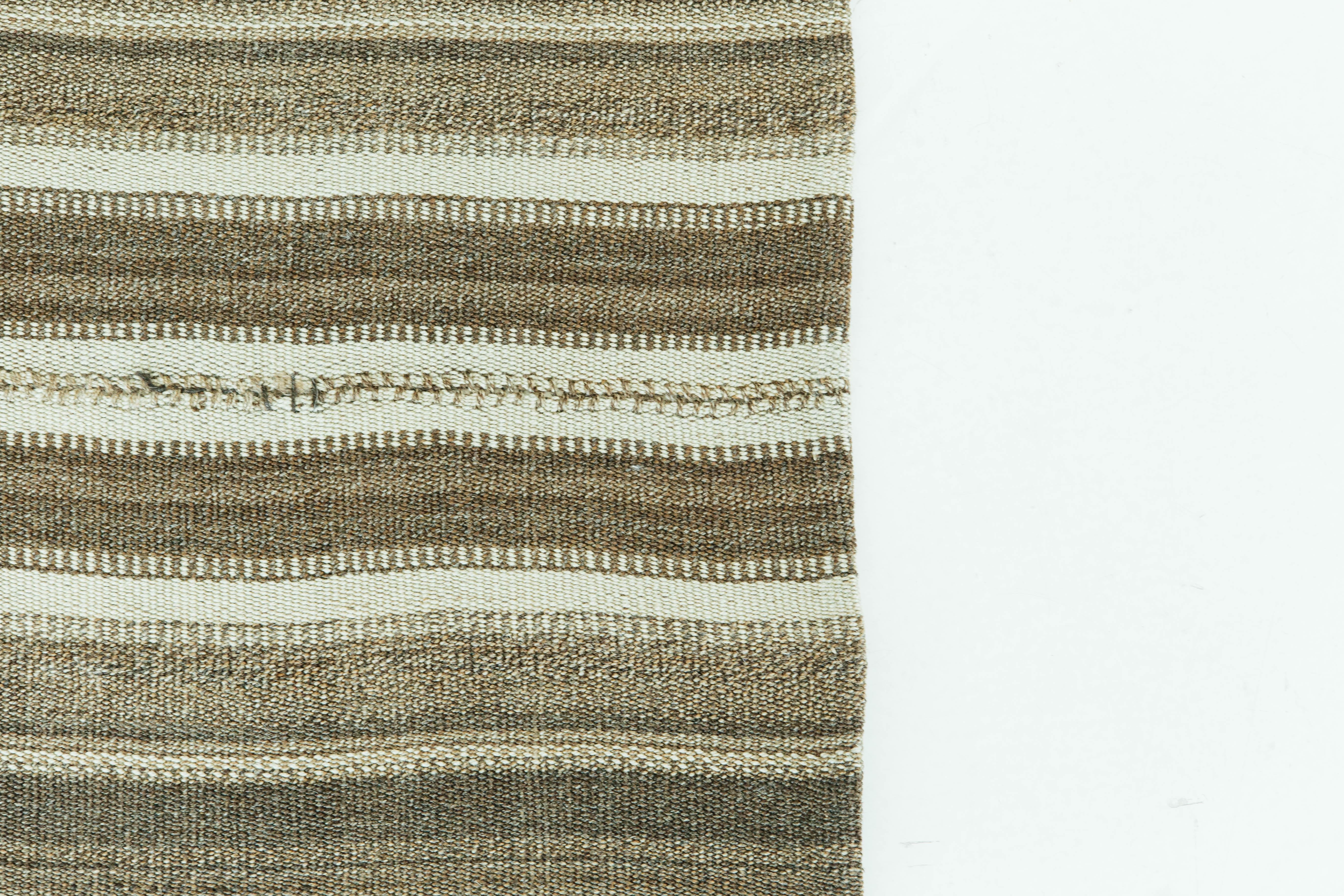 Kilim turco vintage de tejido plano de Anatolia en venta 11