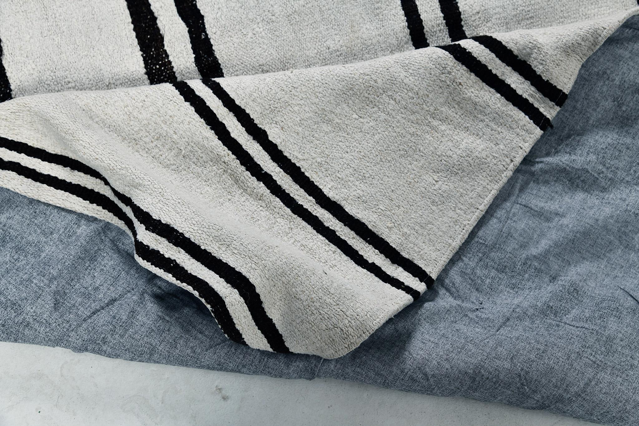 Chanvre Vieux kilim turc d'Anatolie à tissage plat en vente