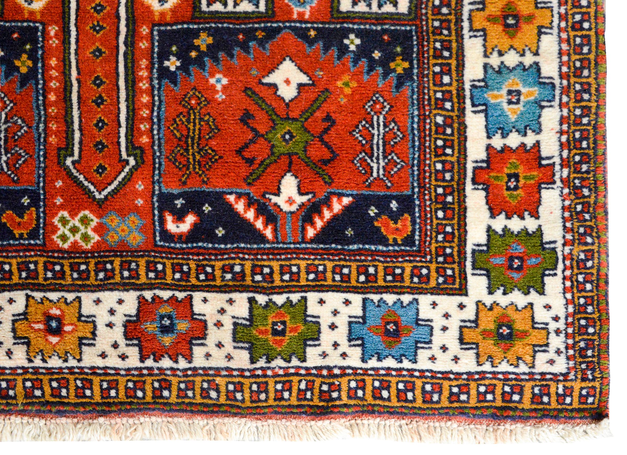 Anatolischer türkischer Vintage-Teppich im Angebot 2