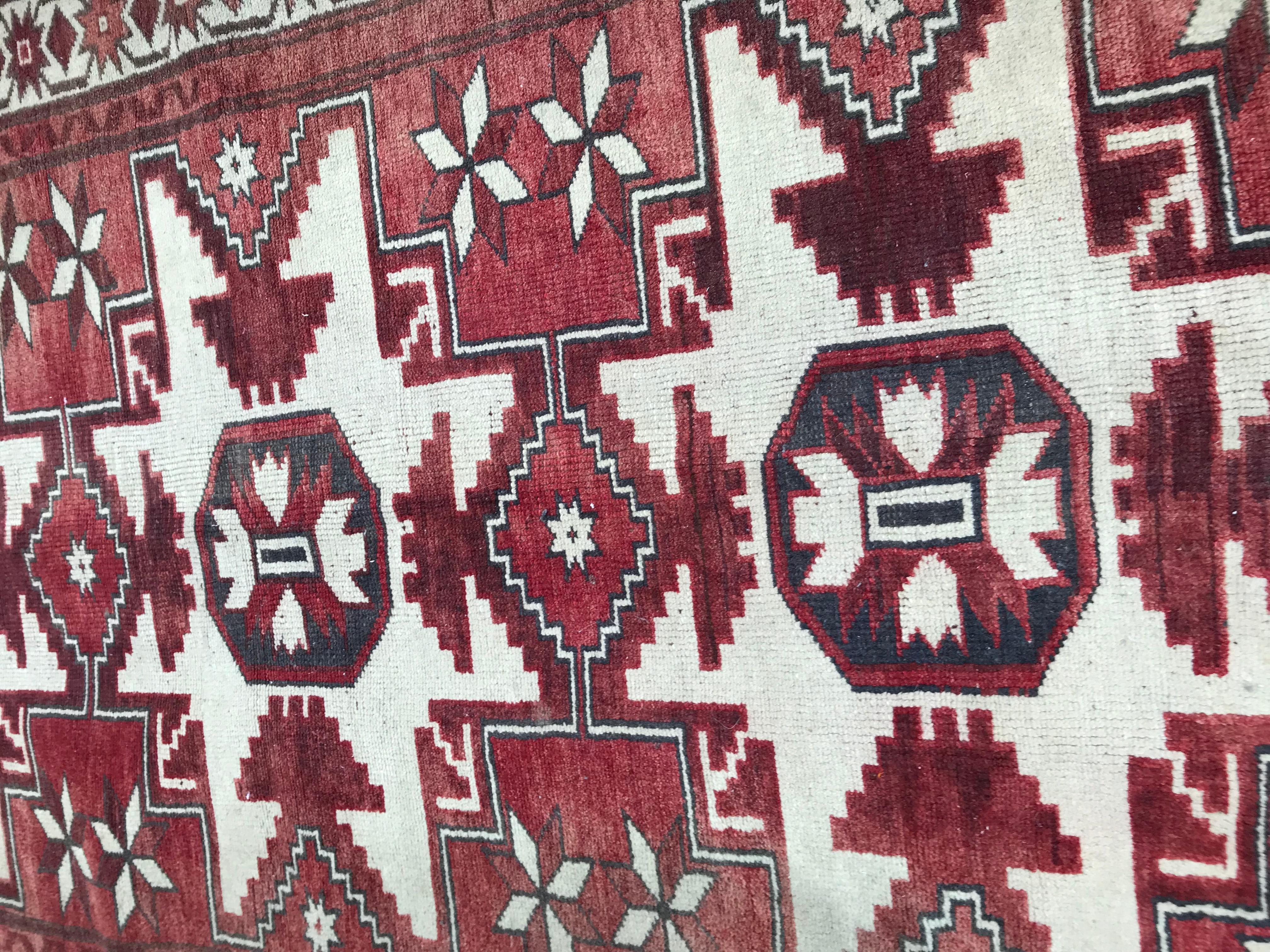 Vintage Anatolian Turkish Rug In Good Condition In Saint Ouen, FR