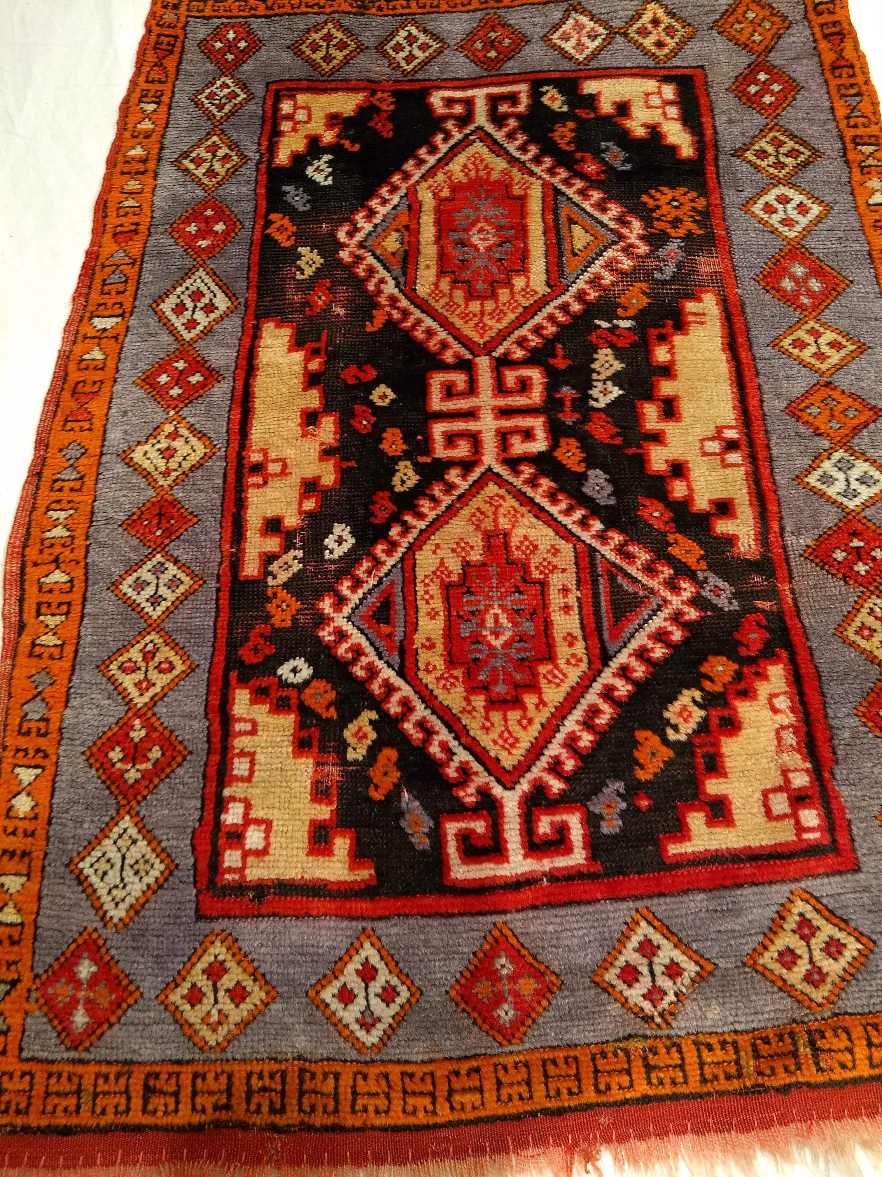Vintage Turkish Oushak Village Rug in Pale Yellow and Blue Colors In Good Condition For Sale In Barrington, IL