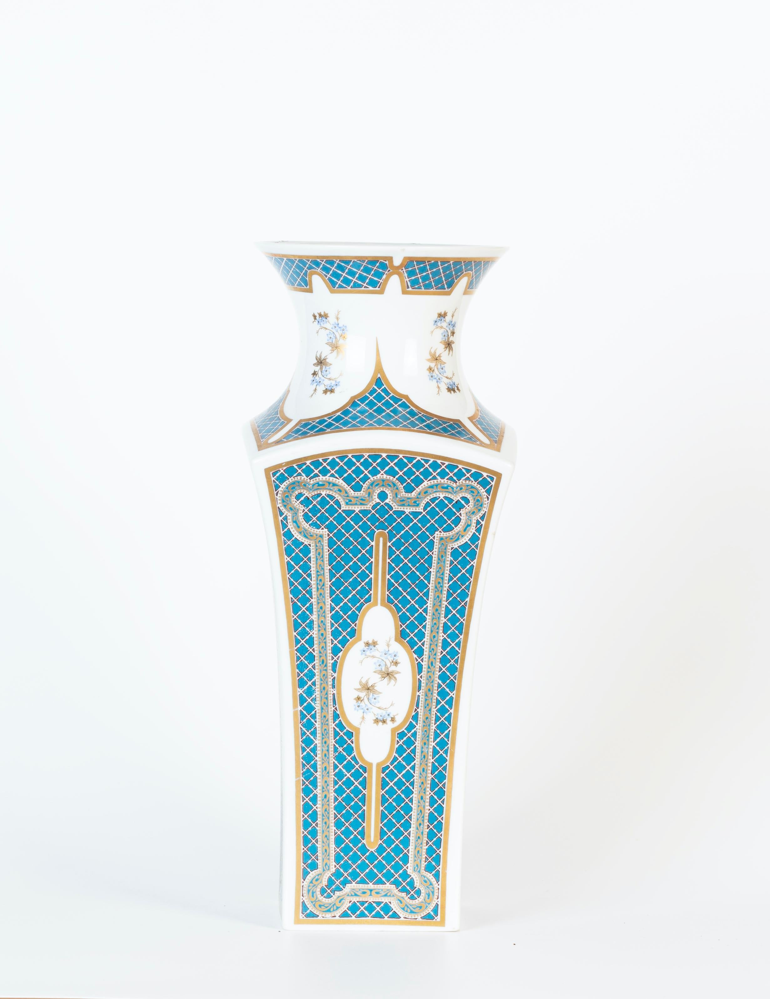 Ancap Porcelain Vase is a wonderful colored vase realized in the 1970s by Ancap.

Very good conditions, only a minor stain on the edge of lips.

Collectible 20th handmade century vase colour turquoise, with flower a golden leaves.

Marked