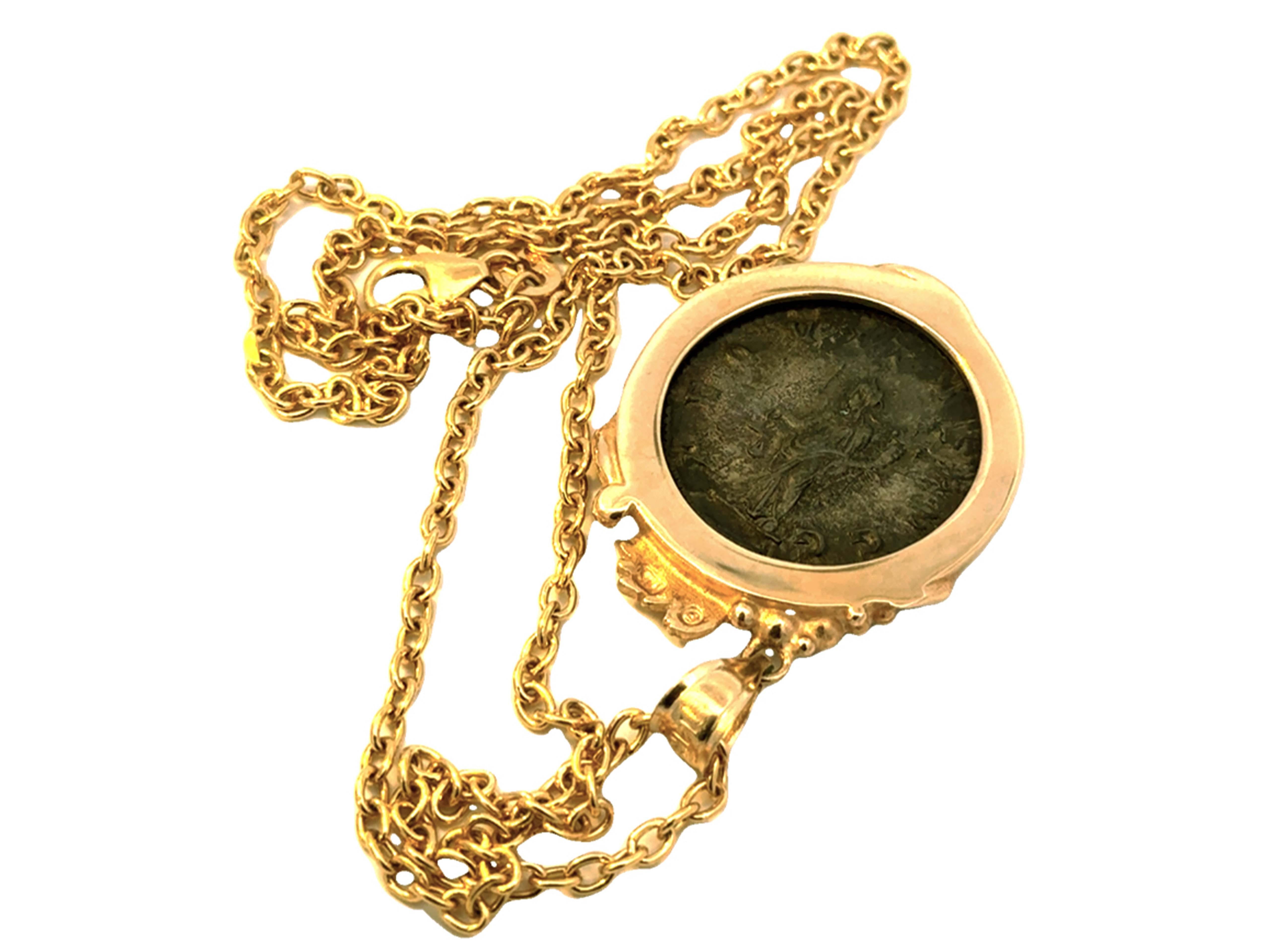 Montre Vine Vieille pièce romaine ancienne en or jaune 14 carats en vente 1