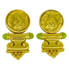 Orecchini a clip d'epoca Imperial Gold con peridoto e briolette
