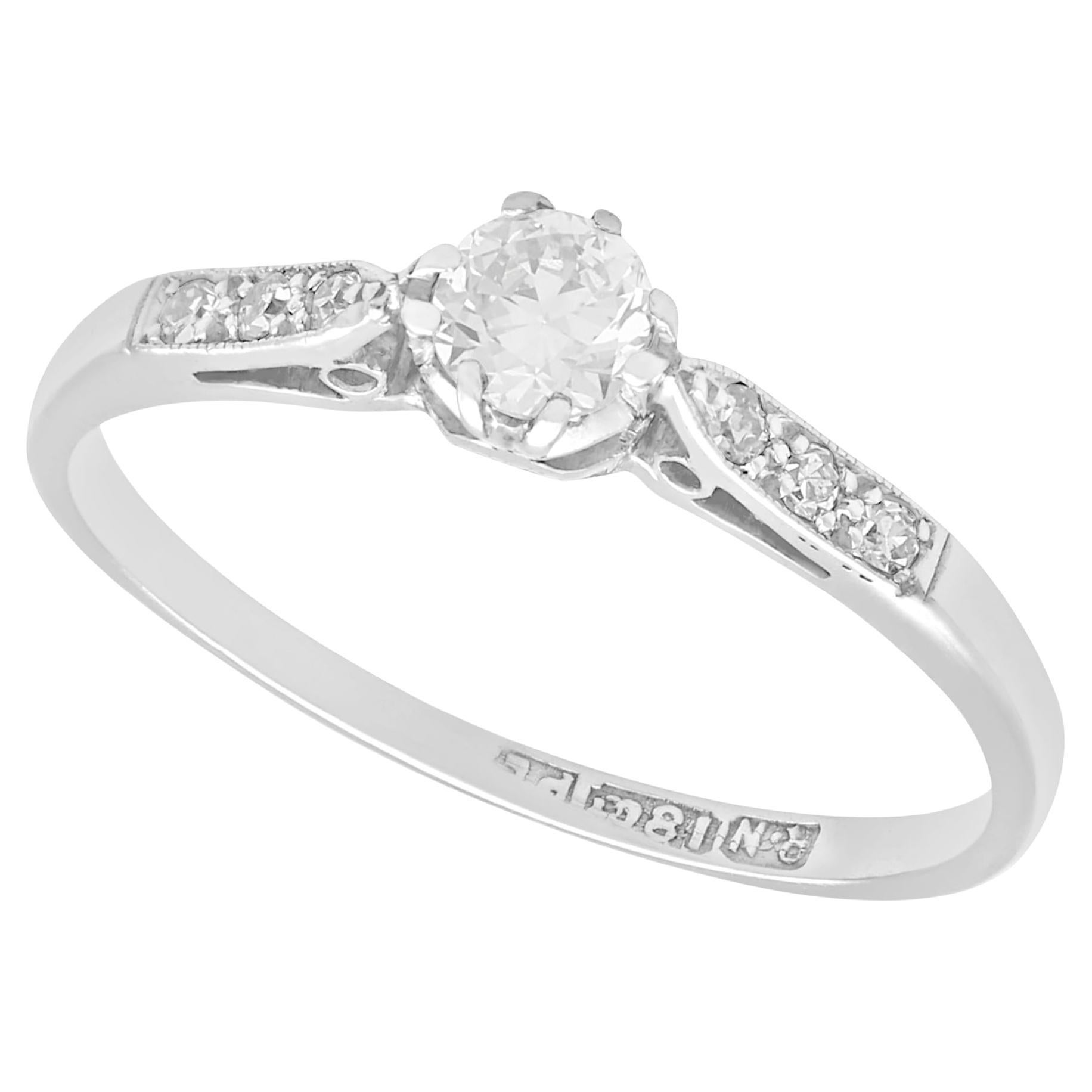 Vintage and Contemporary 0.22Ct Diamond and 18k White Gold Solitaire Ring  For Sale