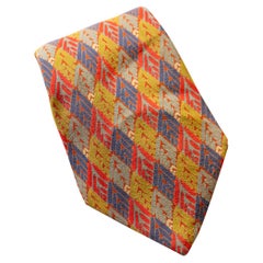Vintage and elegant 100% silk tie