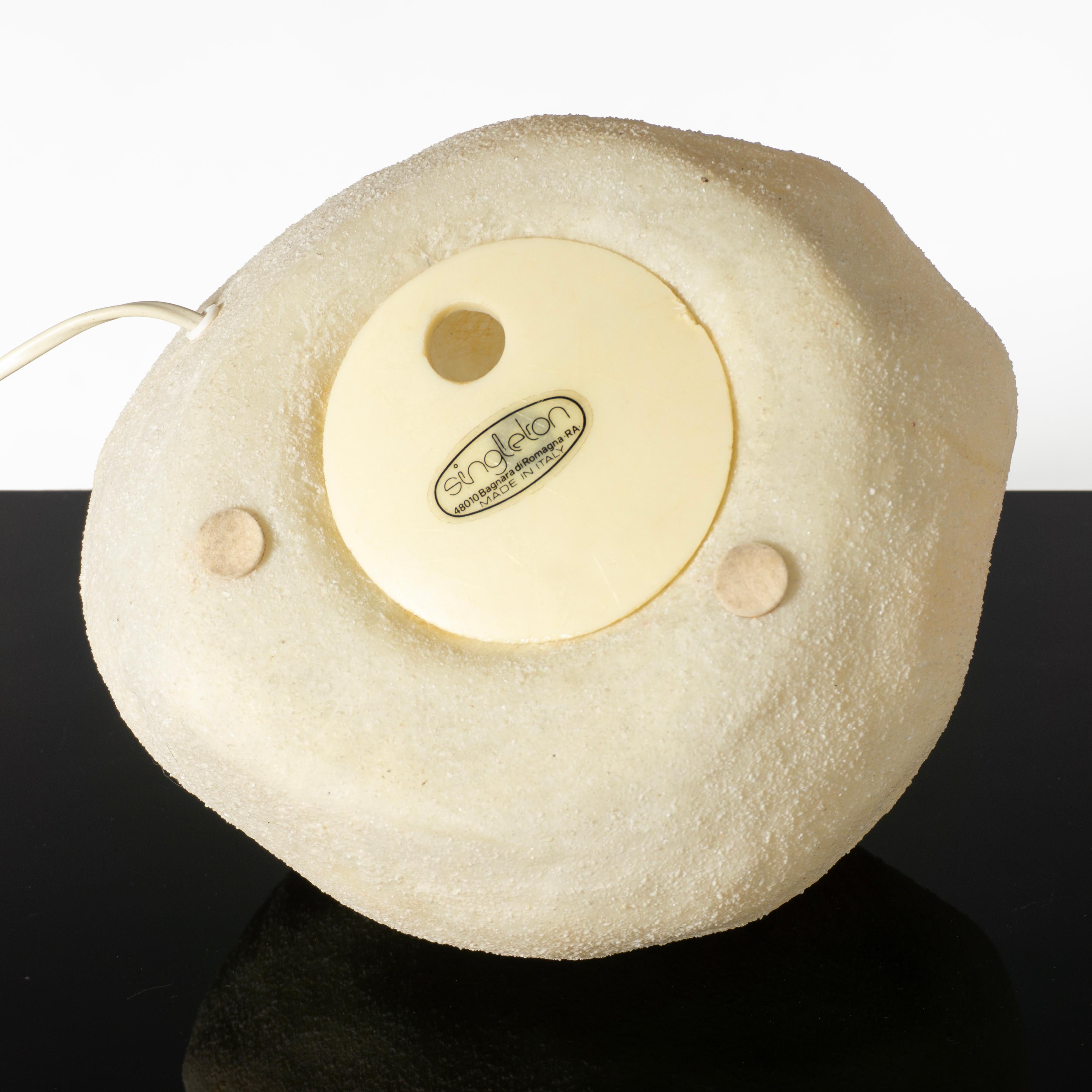 Lampada vintage André Cazenave Moon Rock Dora di Singleton. Italia, anni '70 in vendita 3