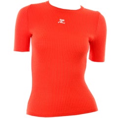 Jahrgang Andre Courreges Paris Orange gerippt 1970er Top mit gesticktem Logo