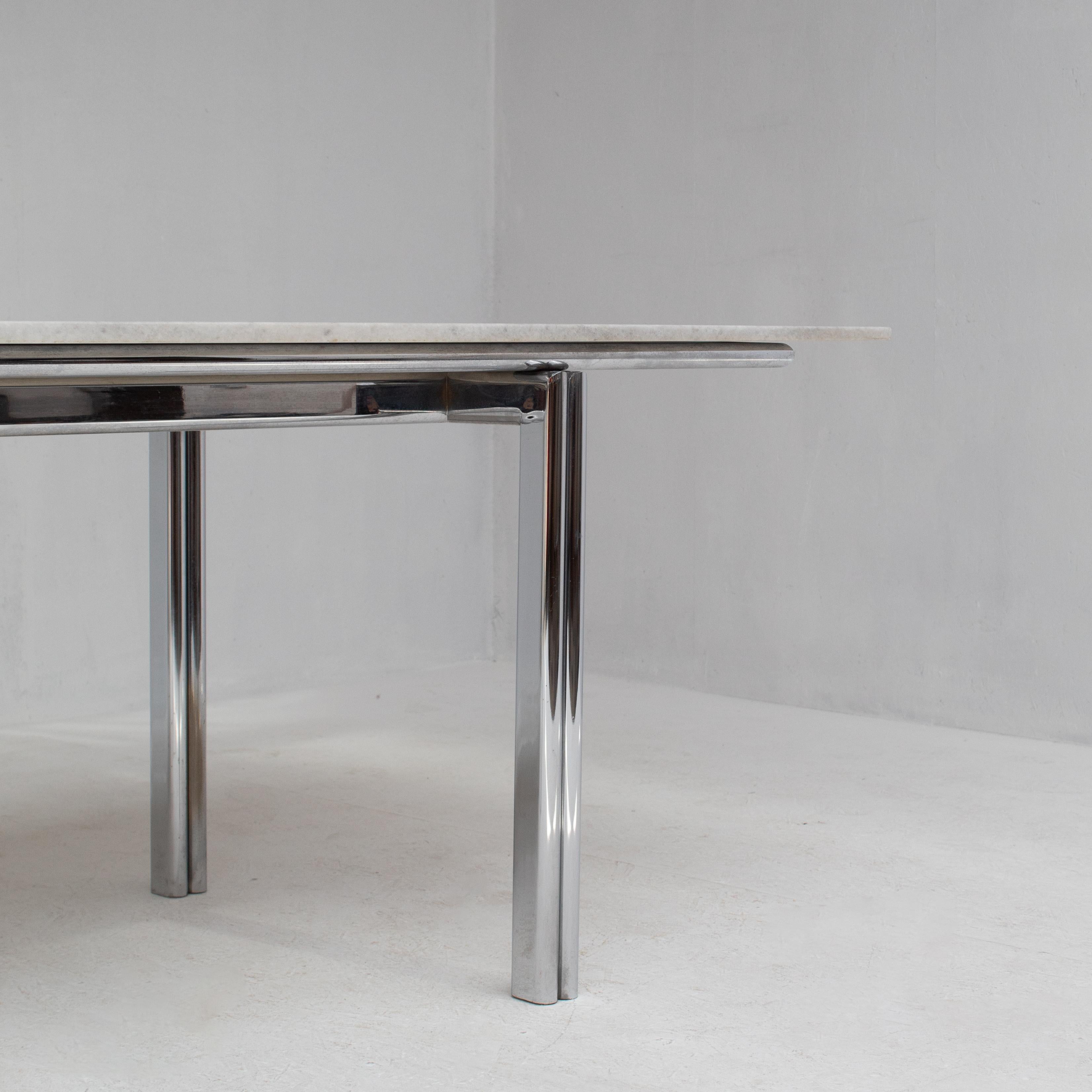 Moderne Table de salle à manger vintage André par Tobia & Tobia Scarpa en vente