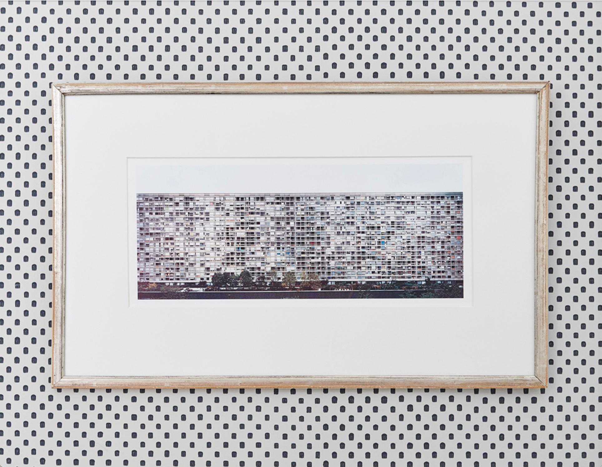 Andreas Gursky
Germany, 1995

“Montparnasse”. Colour offset lithograph.  Signed. From an edition of 30.

H 39 x W 62 x D 3 cm