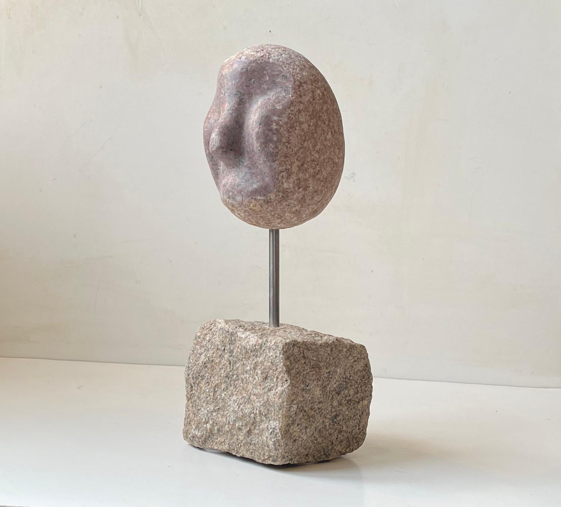 Escultura andrógina vintage con cabeza de granito en Bueno estado para la venta en Esbjerg, DK