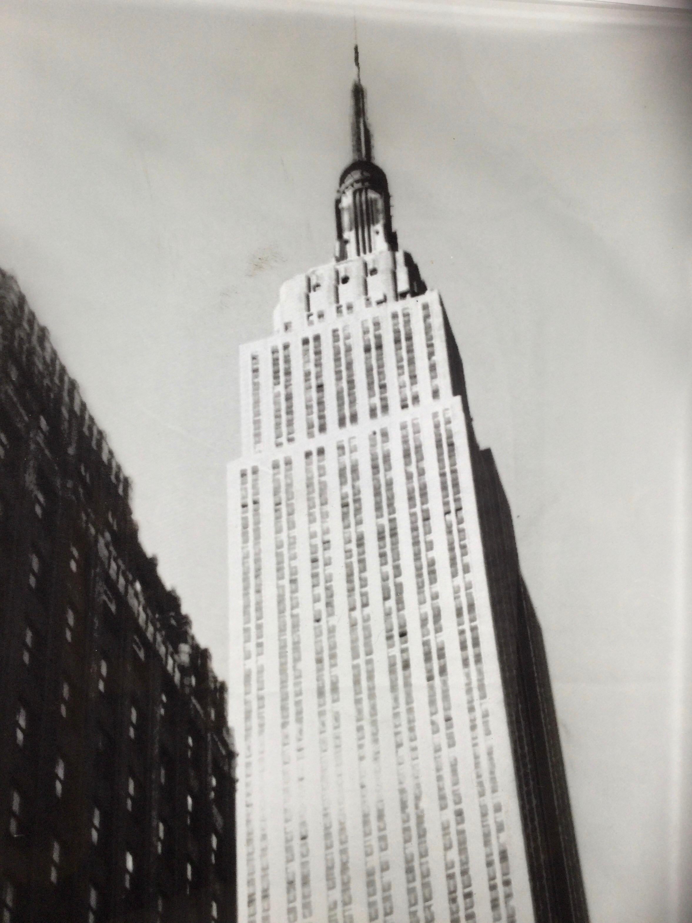 Excellent vintage Andy Warhol glass tray produced by Rosenthal Germany, 1980. The image features a still shot of the Empire State Building in NYC.