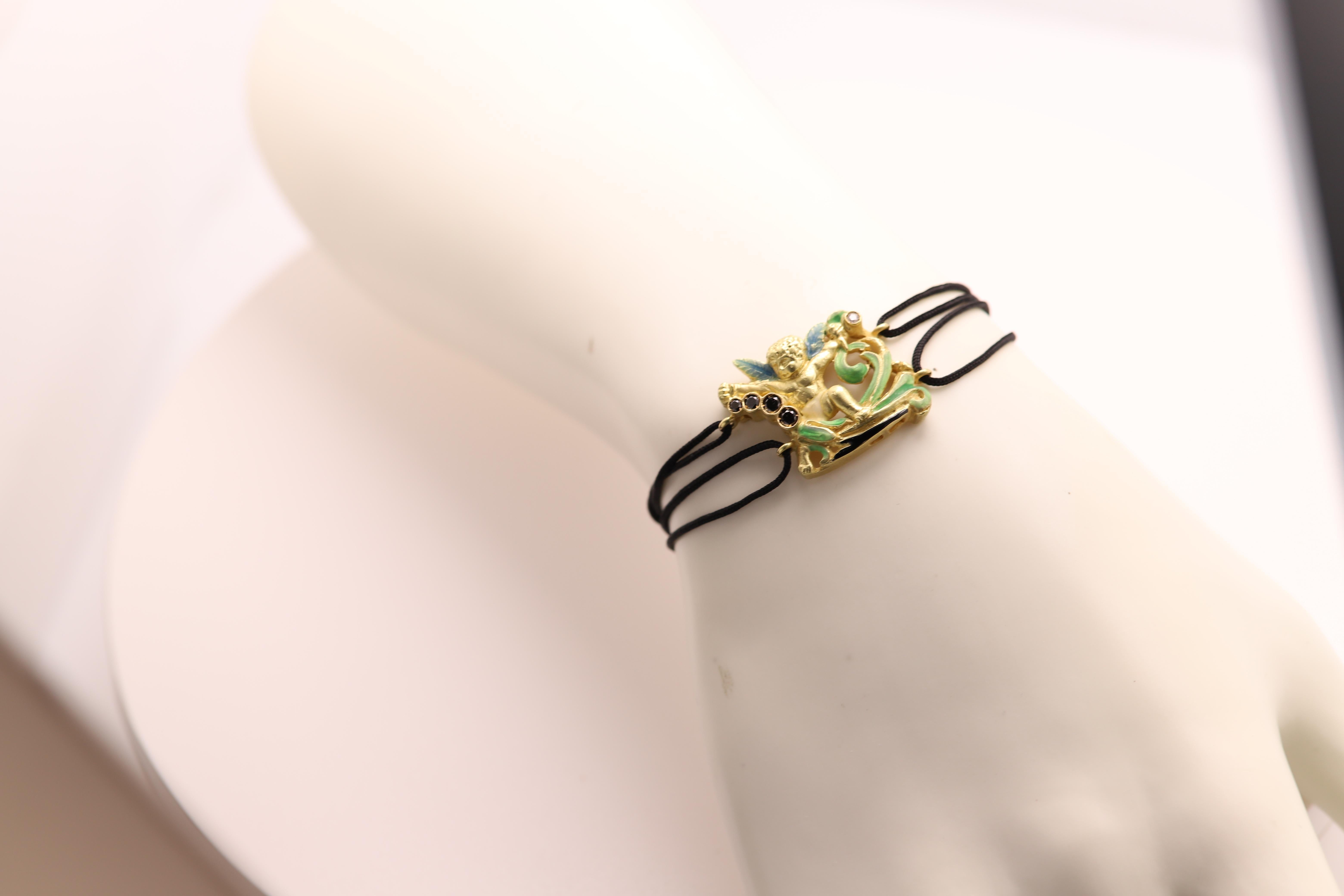 Bracelet ange en or jaune 18 carats, émail et diamants, style nouveau 1910 en vente 4