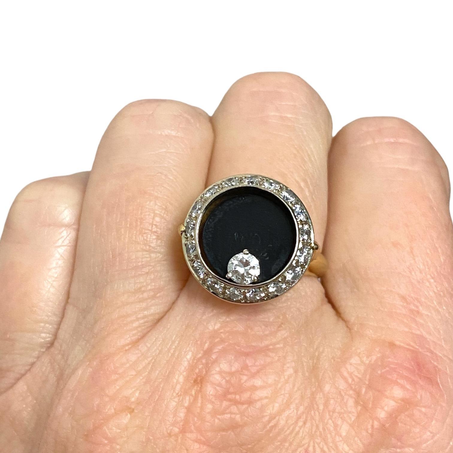 Vintage Angel Castelo 18K Onyx Diamond Spinner Ring im Angebot 4