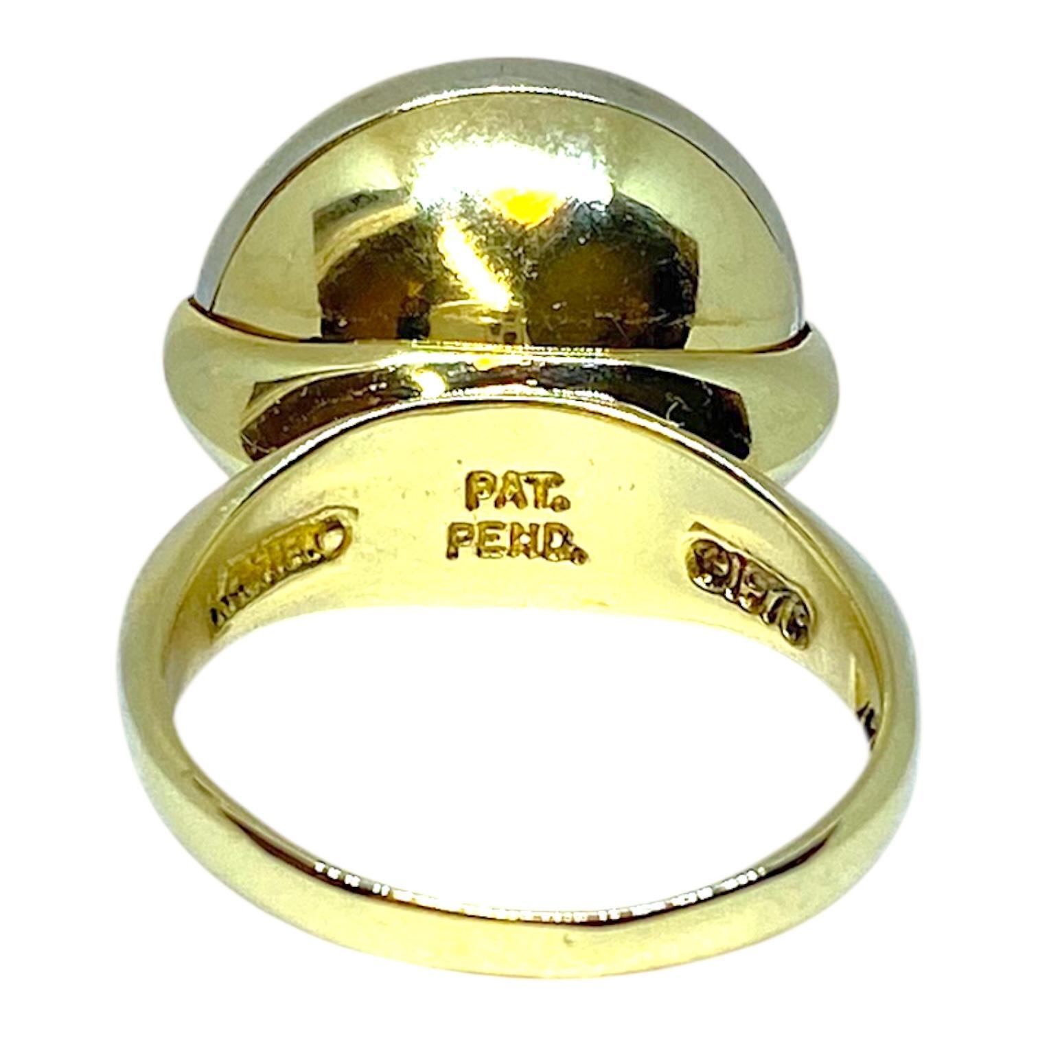 Vintage Angel Castelo 18K Onyx Diamond Spinner Ring (Brillantschliff) im Angebot