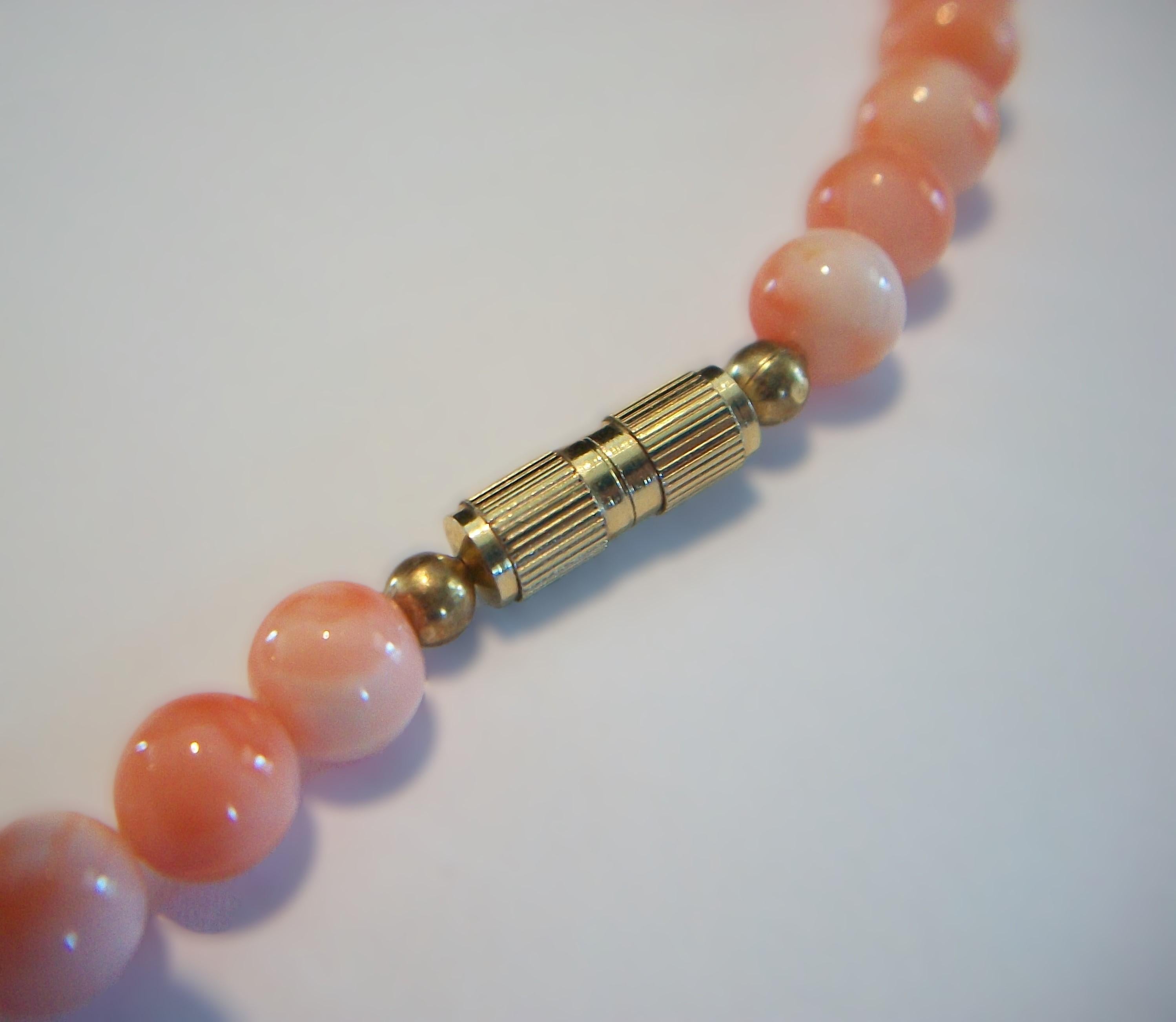 Collana vintage di perle di corallo a pelle d'angelo - Lunghezza 16,3/4