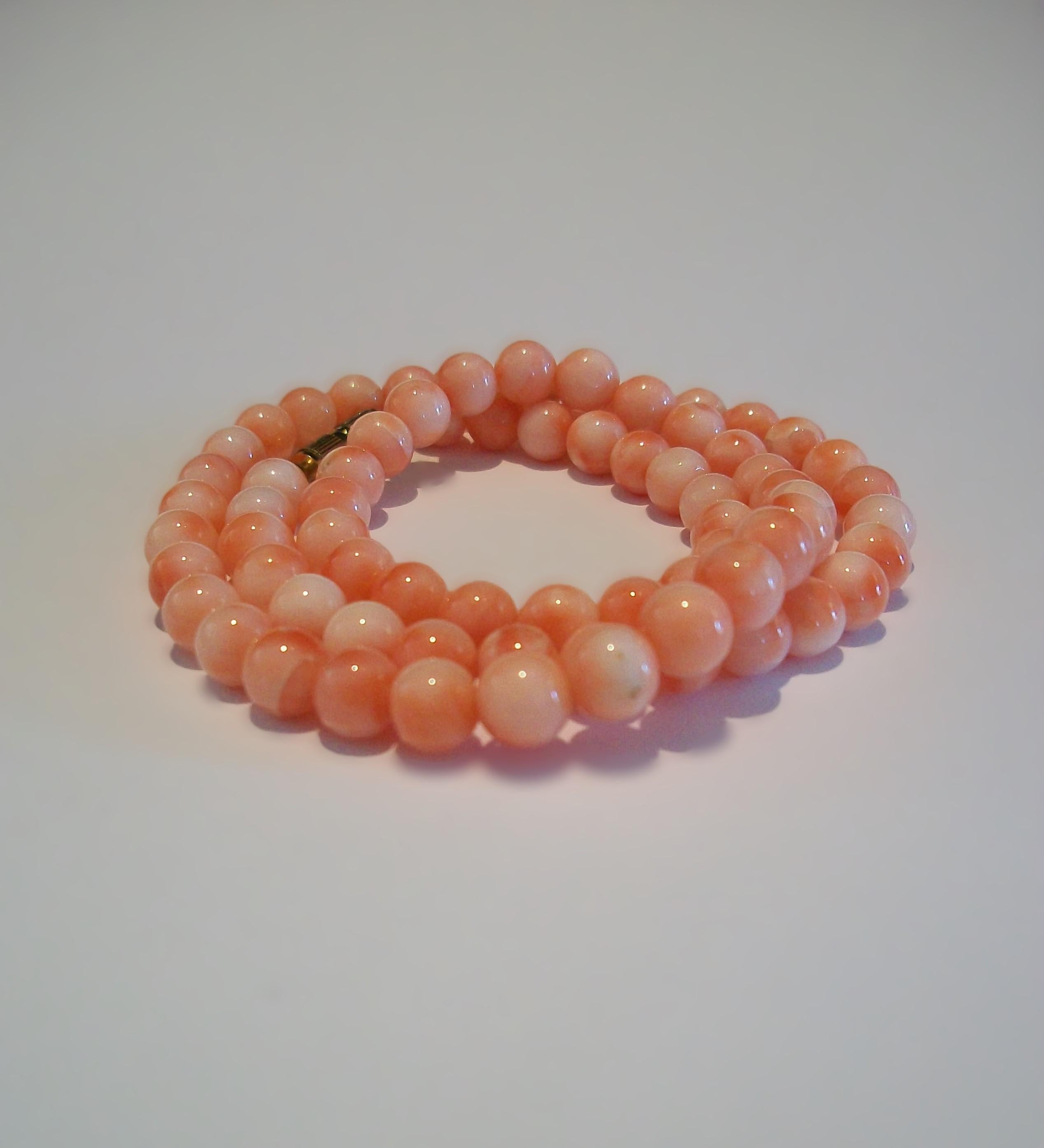 Collana vintage di perle di corallo a pelle d'angelo - Lunghezza 16,3/4