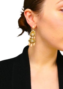 Vintage Angel Skin Coral Dangle Earrings 18k Gold Diamond Estate Jewelry