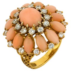 Vintage angel skin coral diamond 18k gold cocktail ring