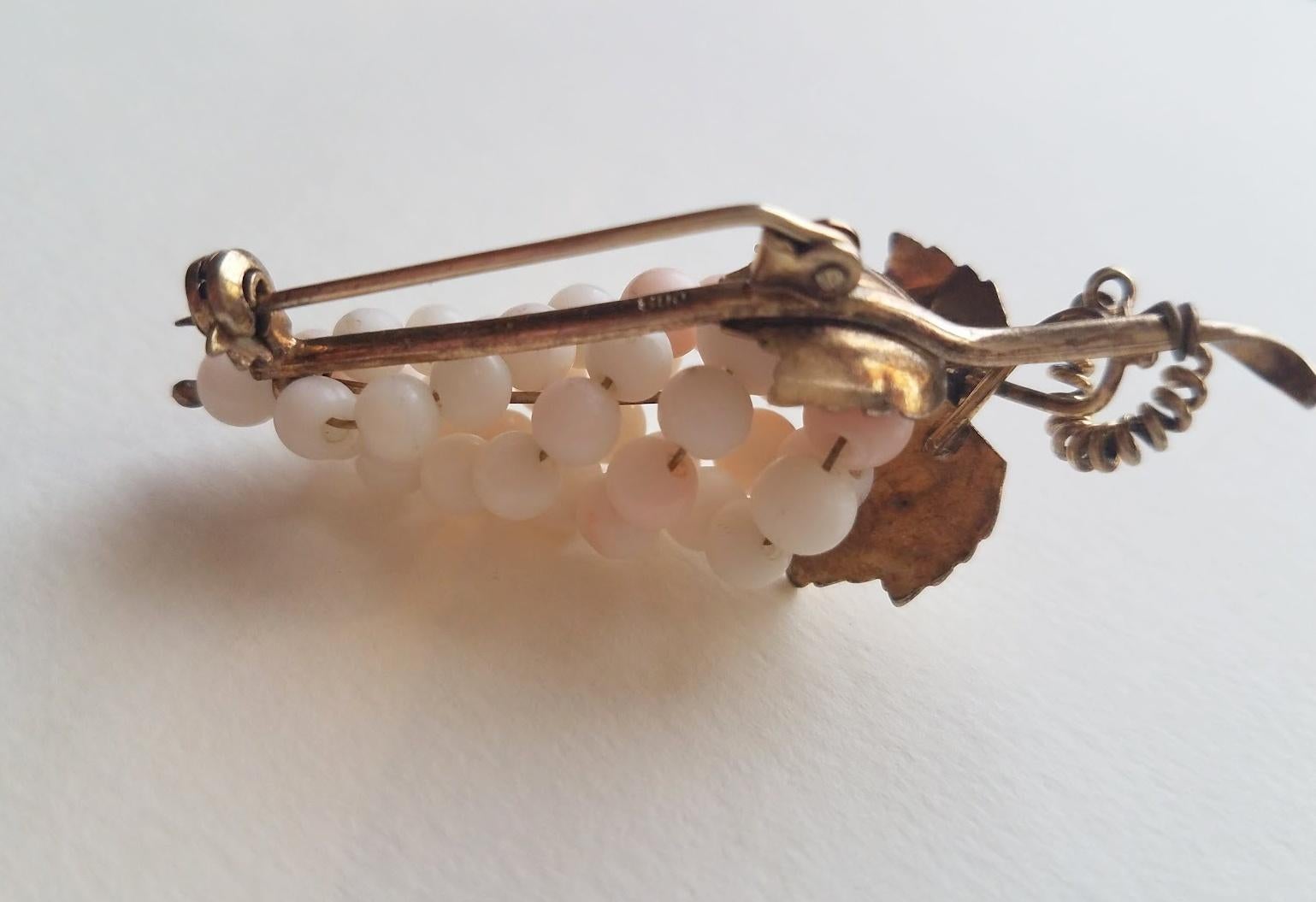 Bead Vintage Angel Skin Coral Grapes Brooch 800 Silver Gold Vermeil For Sale