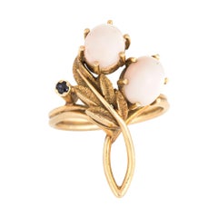 Vintage Angel Skin Coral Ring 14 Karat Gold Sapphire Flower Jewelry Estate