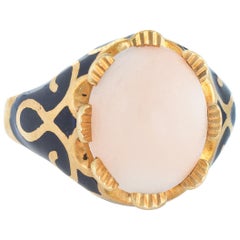 Vintage Angel Skin Coral Ring 1960s 18 Karat Gold Enamel Estate Fine Jewelry
