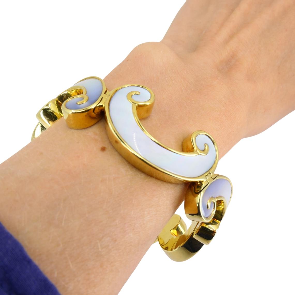 Bracciale d'epoca Angela Cummings in oro 18 carati e madreperla in vendita 7