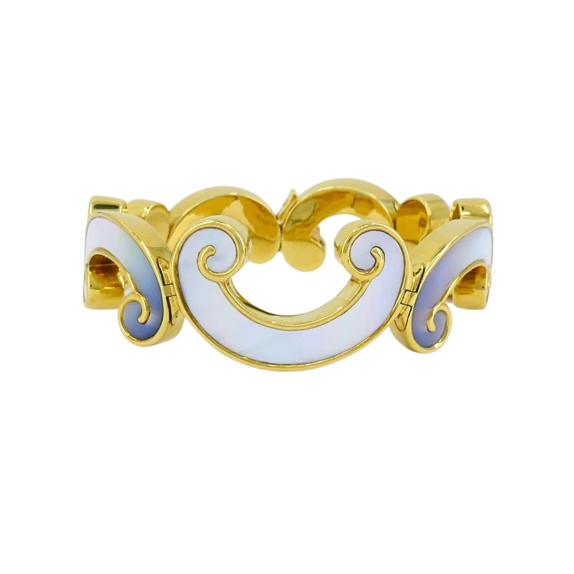 Taglio misto Bracciale d'epoca Angela Cummings in oro 18 carati e madreperla in vendita