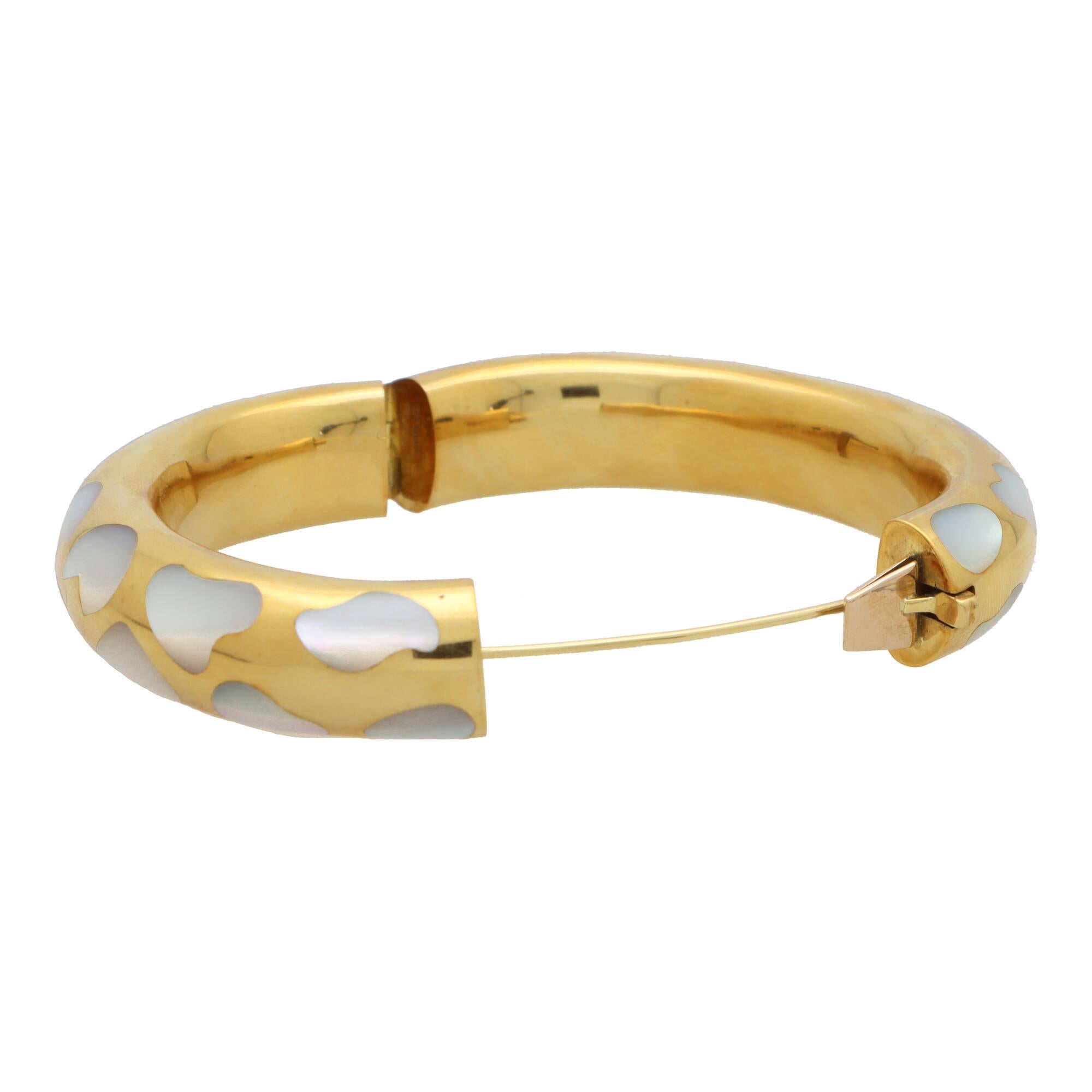 Vintage Angela Cummings for Tiffany & Co. 'Allure' Mother of Pearl Bangle  In Excellent Condition For Sale In London, GB
