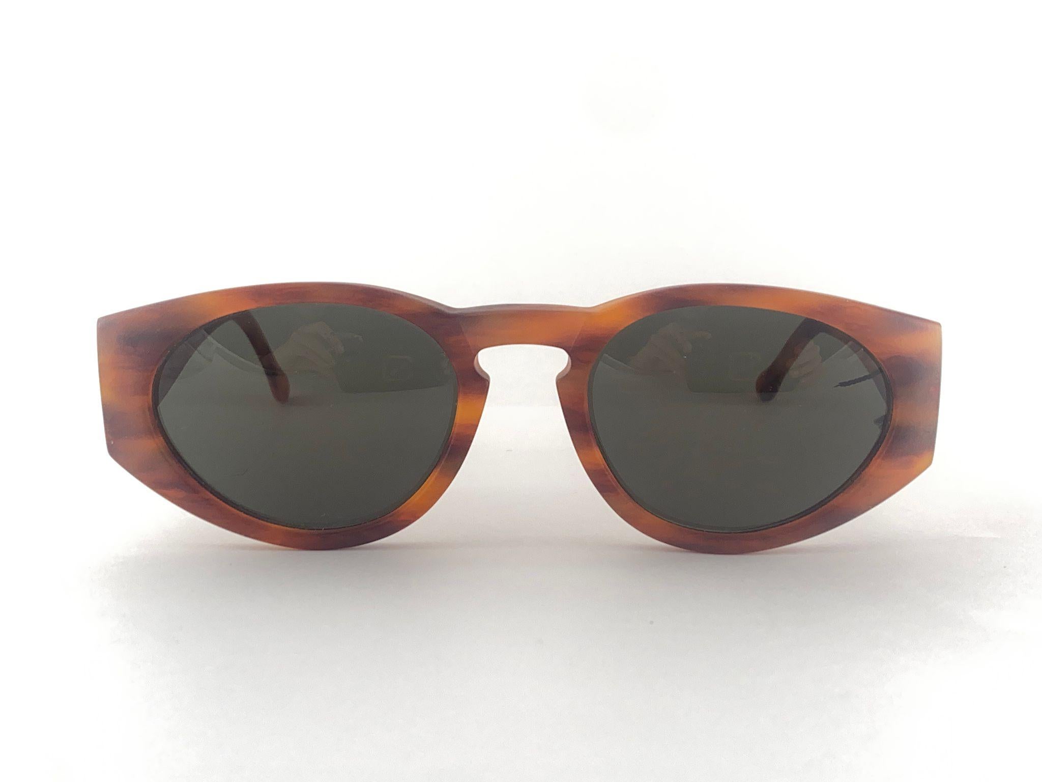 Vintage Anglo American Eyewear Athens 1970er Jahre Vintage Sonnenbrille (Braun) im Angebot