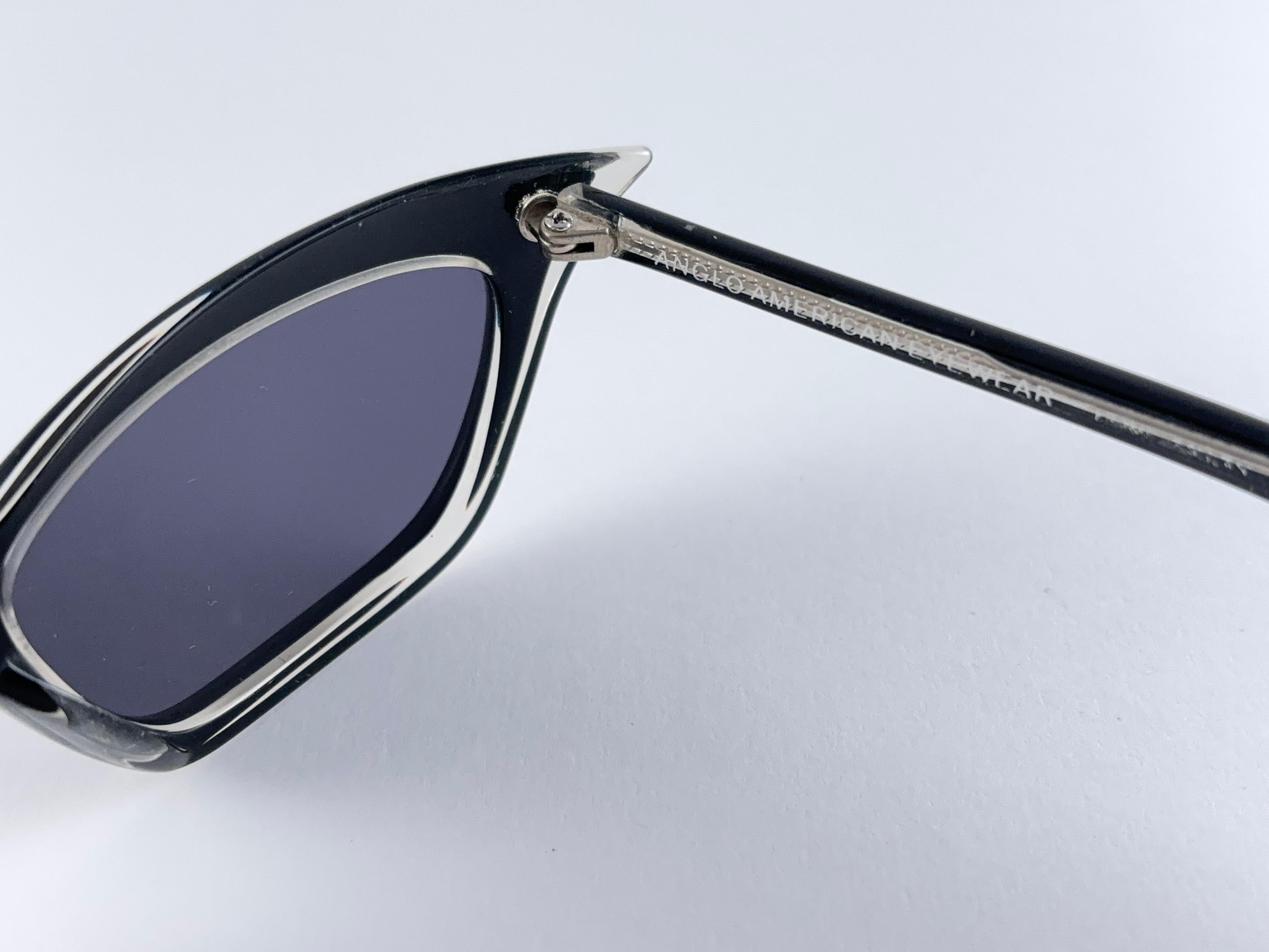 Women's or Men's Vintage Anglo American Eyewear COQUILLE Cat Eye 1980's Sunglasses For Sale
