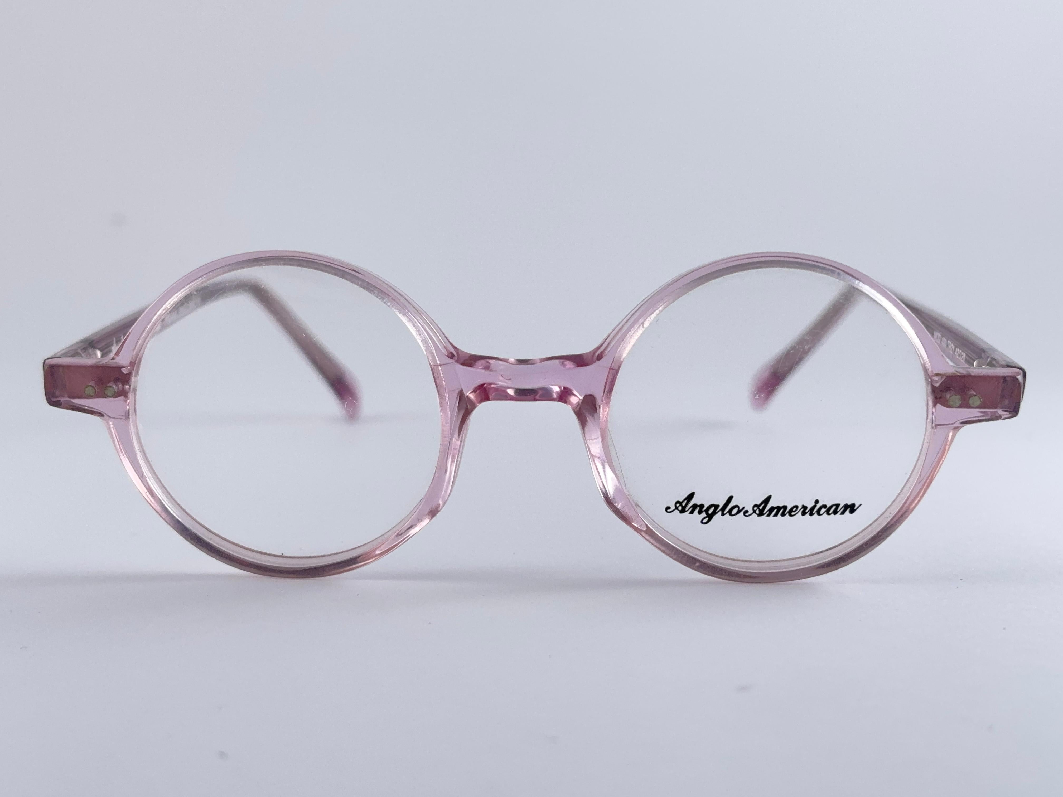 



Vintage Anglo American Eyewear Rose Round Translucent With Clear Lenses Ready For Your Own 1980'S Sunglasses



This Item Show Minor Sign Of Wear Due To Storage.  

New, Never Worn Or Displayed.






Front                                     