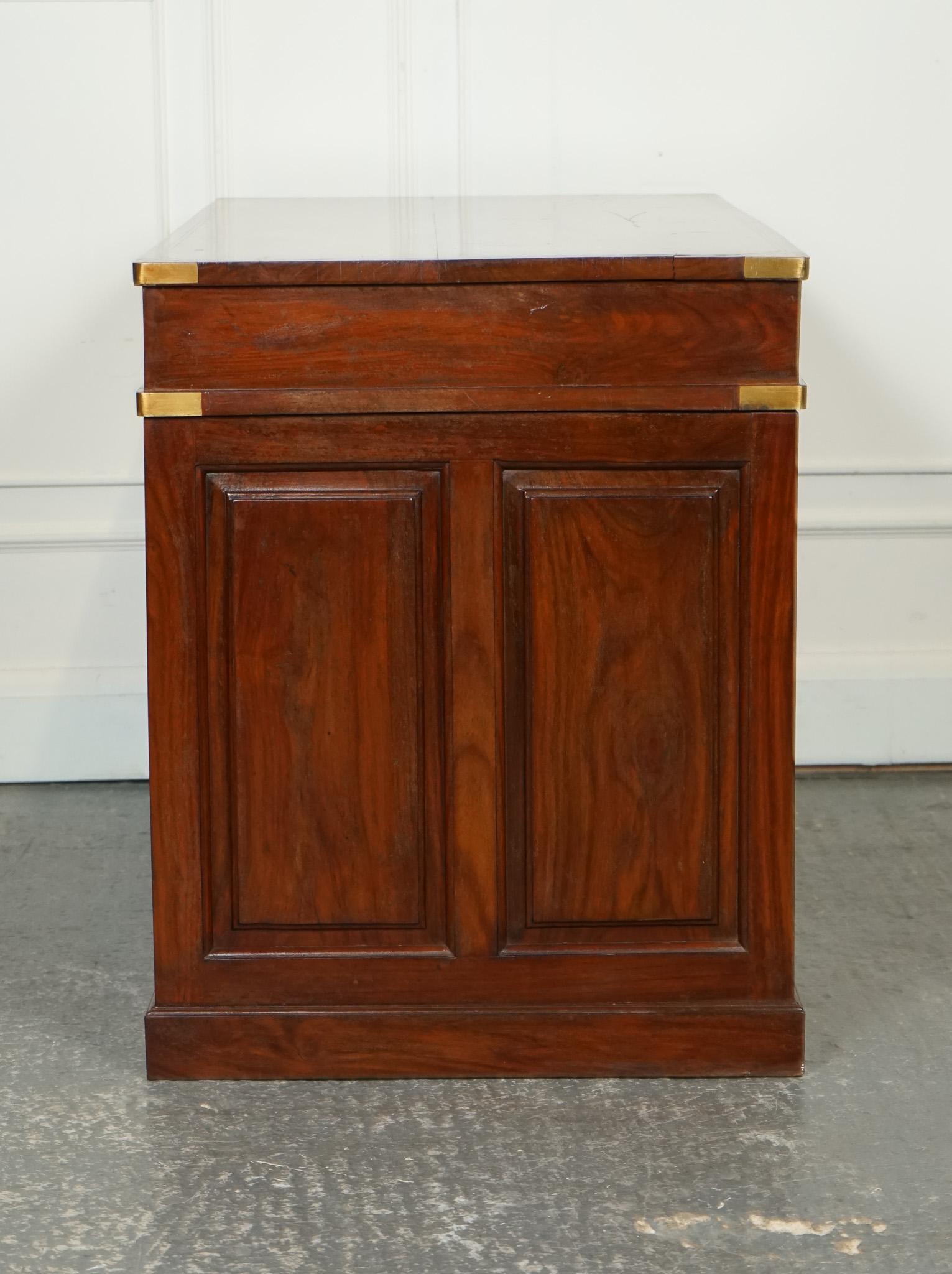 VINTAGE ANGLO INDIAN BRASS MILITARY CAMPAIGN TWiN PEDESTAL DESK 5