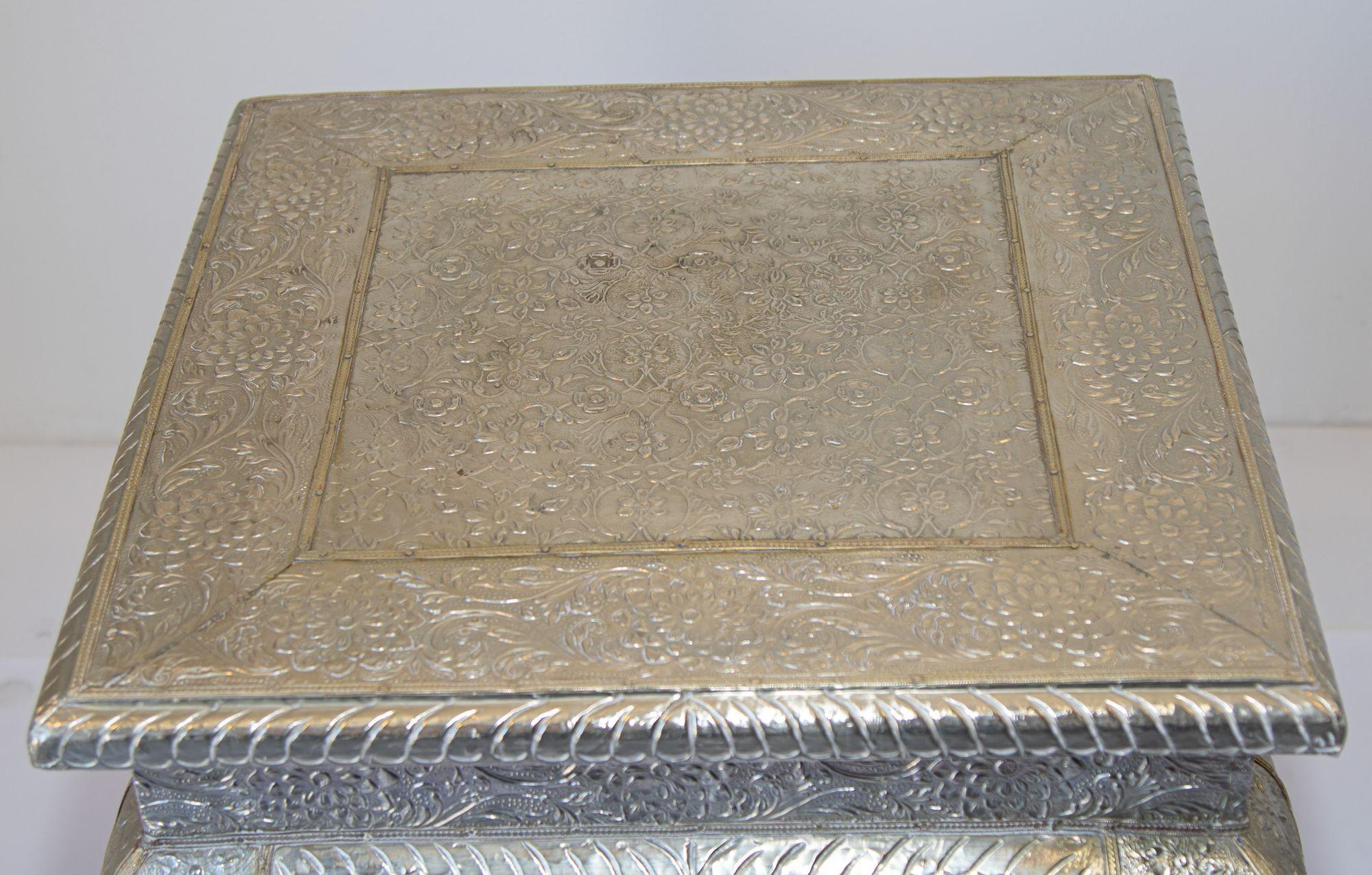 Vintage Anglo-Indian Silver Clad Side Low Table In Good Condition For Sale In North Hollywood, CA