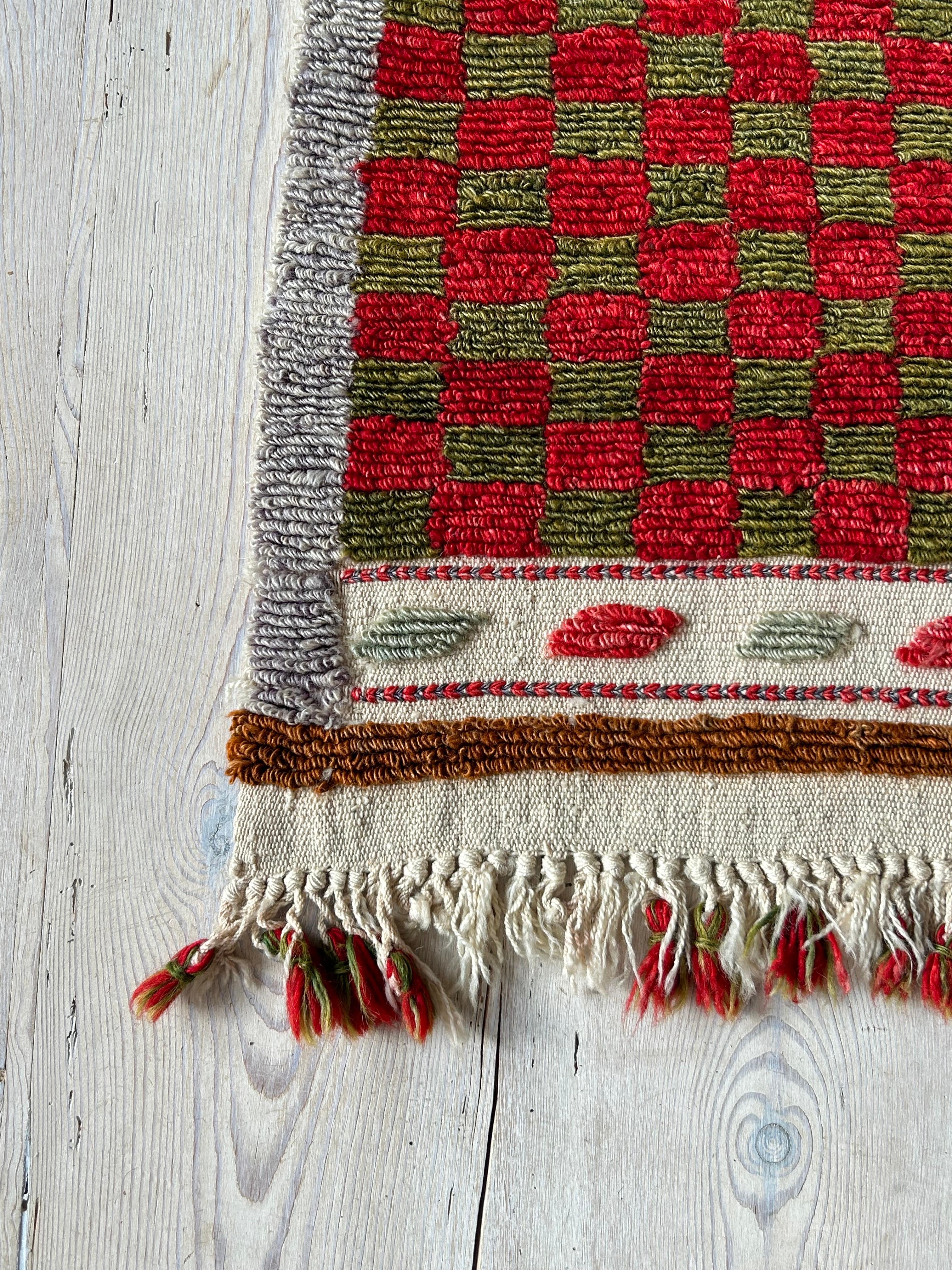 Wool Vintage Angora Loop Pile Rug in Red & Green Check Pattern, Turkey, 20th Century For Sale