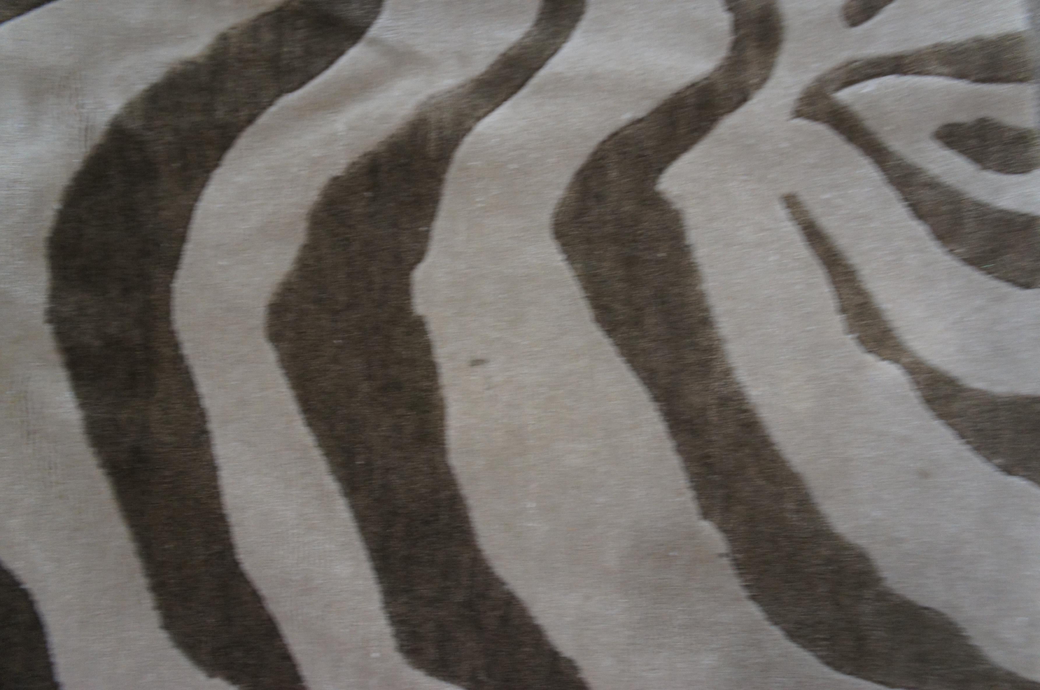 Vintage Animal Print Modern Brown & Beige Zebra Are Rug Carpet 8' x 11'  For Sale 5