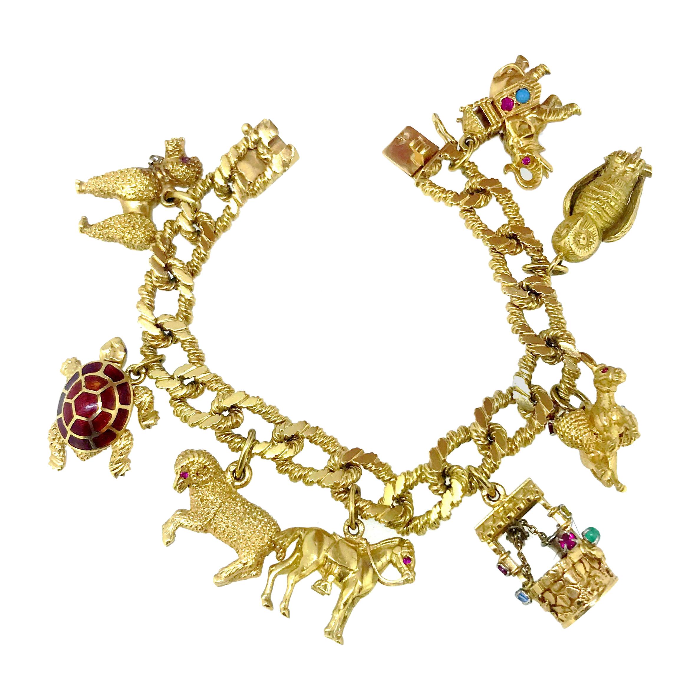 Vintage Animals Charms Link Yellow Gold Bracelet