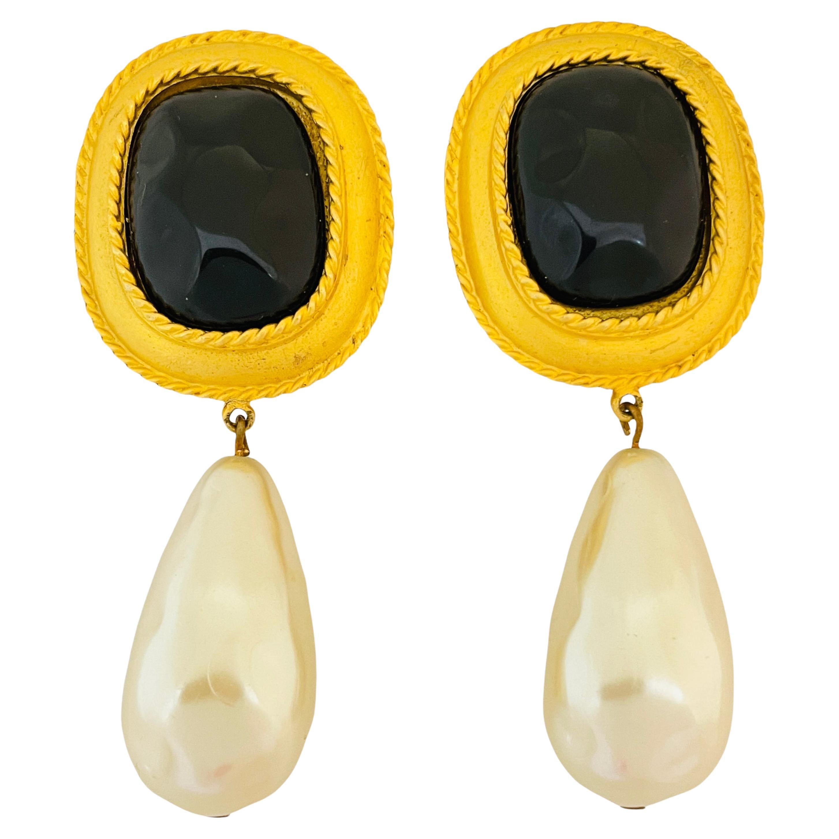 Vintage ANN TAYLOR gold black glass drop pearls clip on designer earrings For Sale