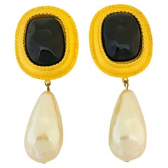 Vintage ANN TAYLOR gold black glass drop pearls clip on designer earrings